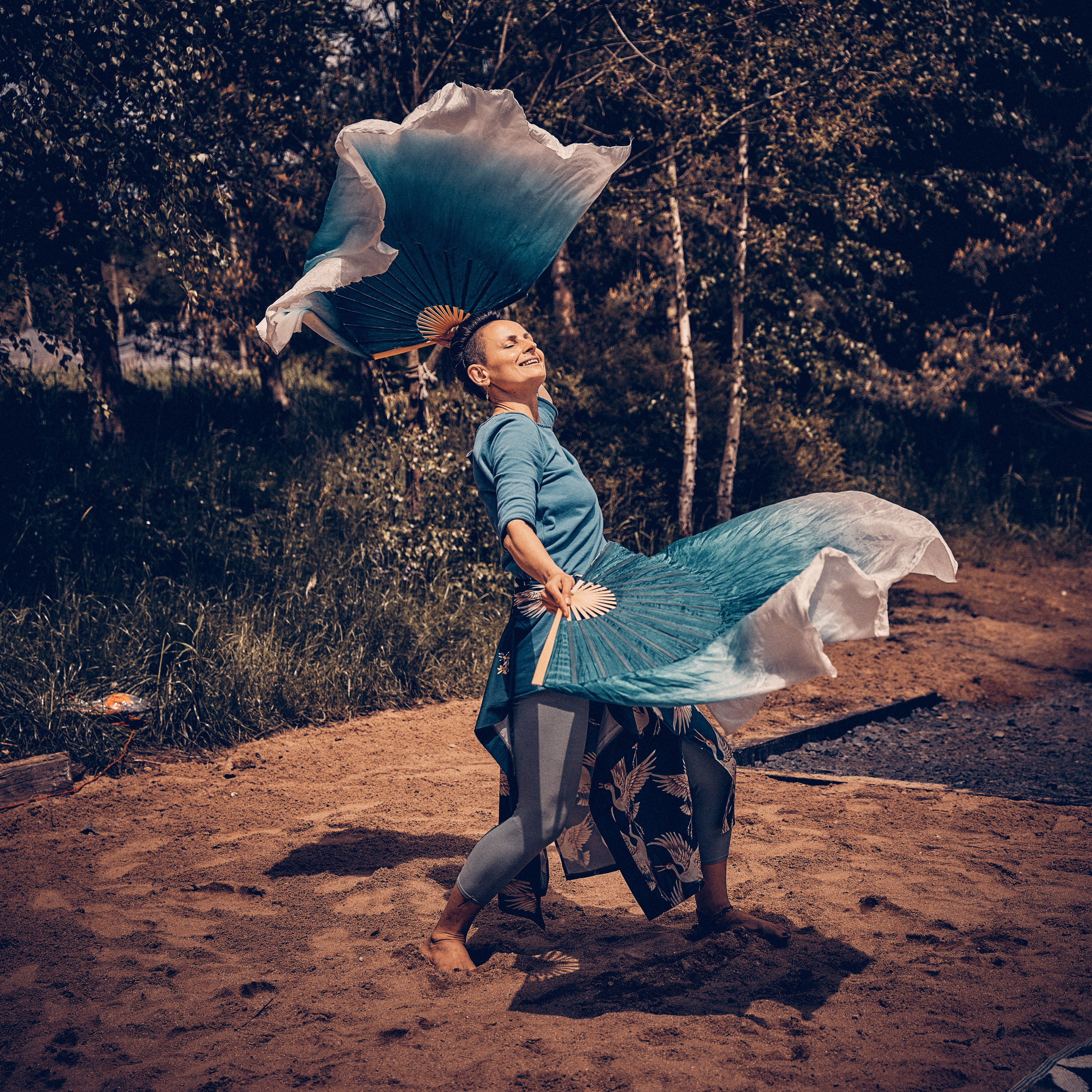 „Wachlarze na Plaży” - warsztat Nadii Szypiłow na Mikrofestiwalu „2uRodziny Turkusowej Wyspy”. Andriej Szypilow — Photography & Videography