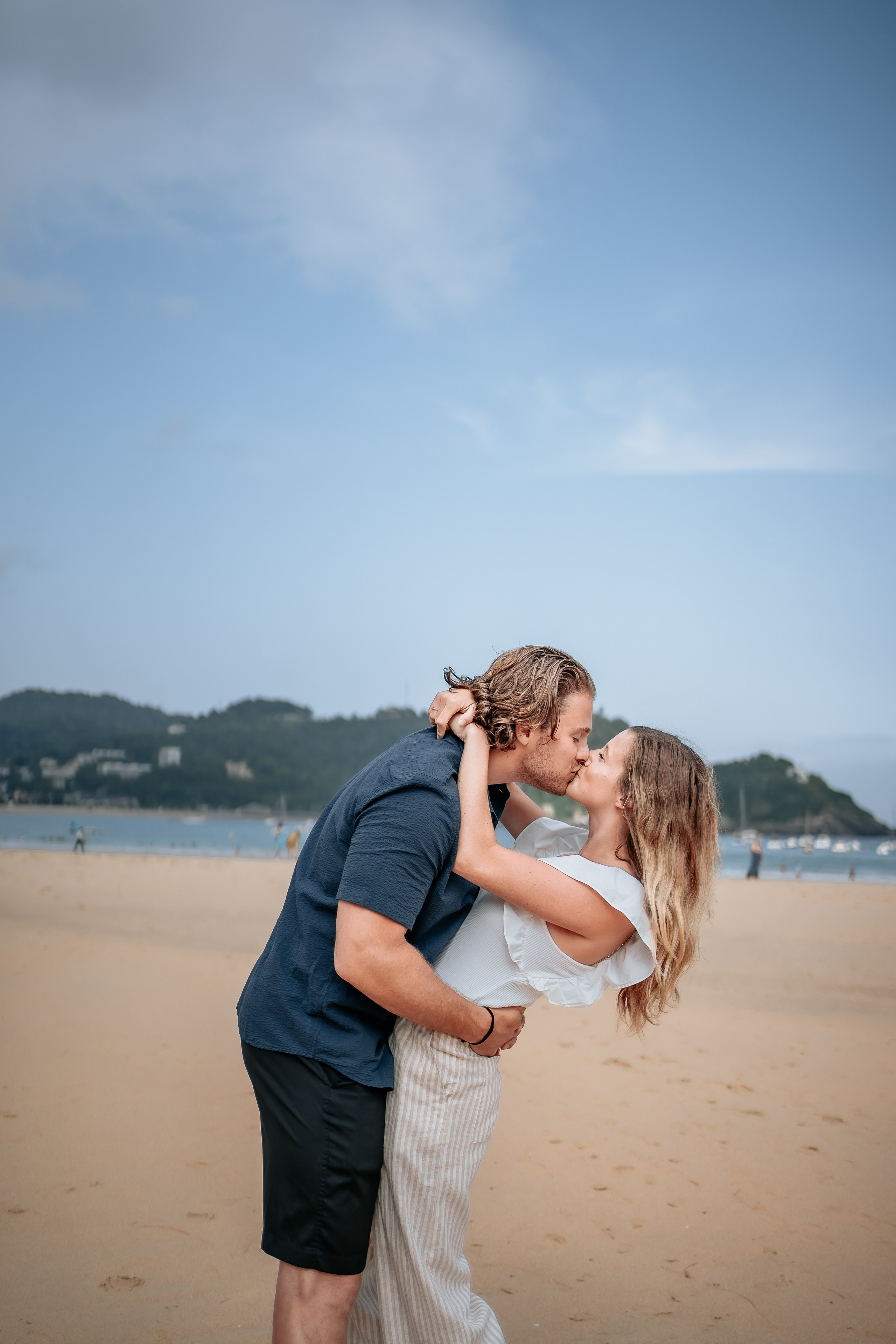 C🤍M. Holigood foto y video reportaje de bodas en San Sebastián y Europa