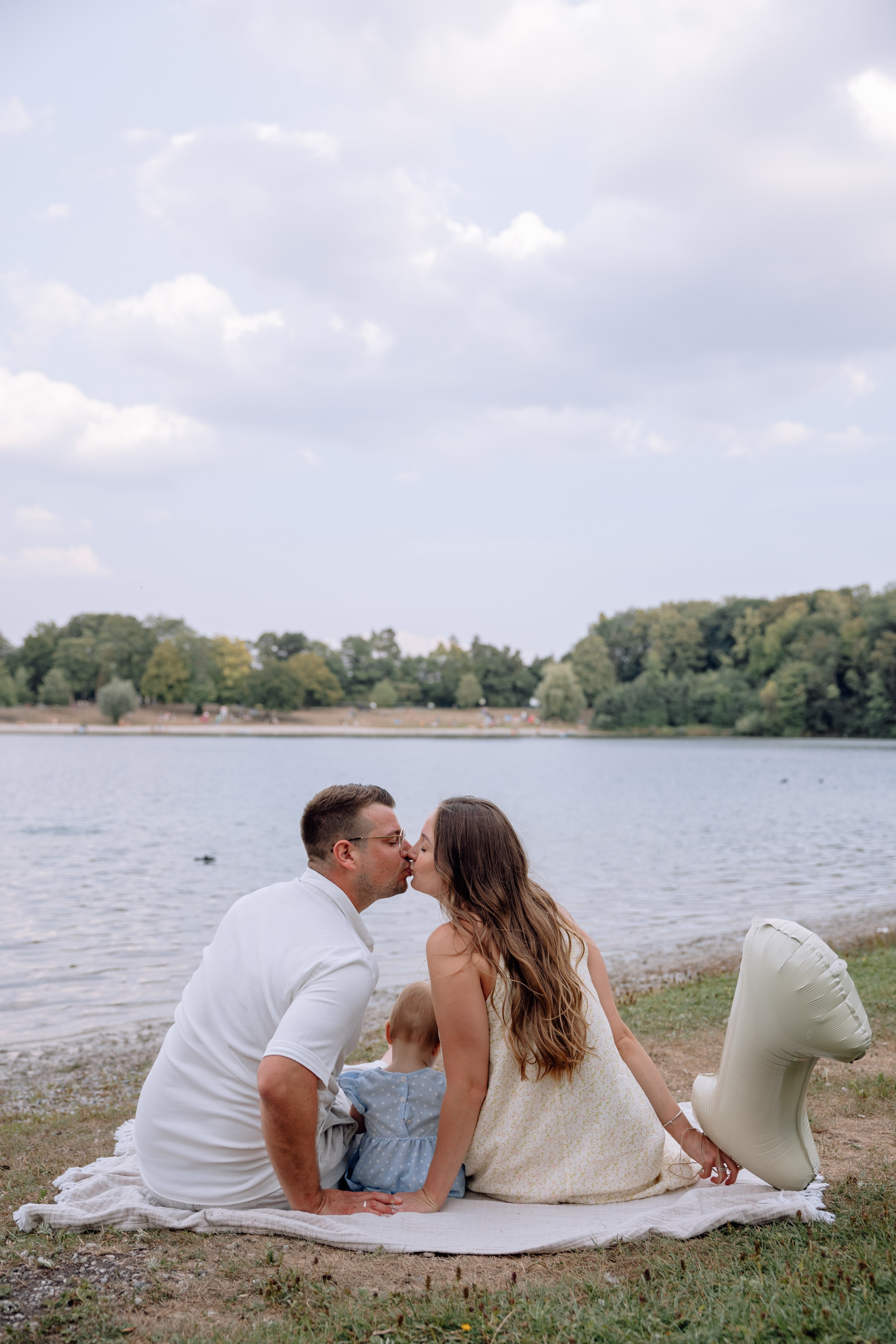 Karlsfeldersee. Hochzeitsfotograf München Taufe Familienfotograf Tanja Mauke