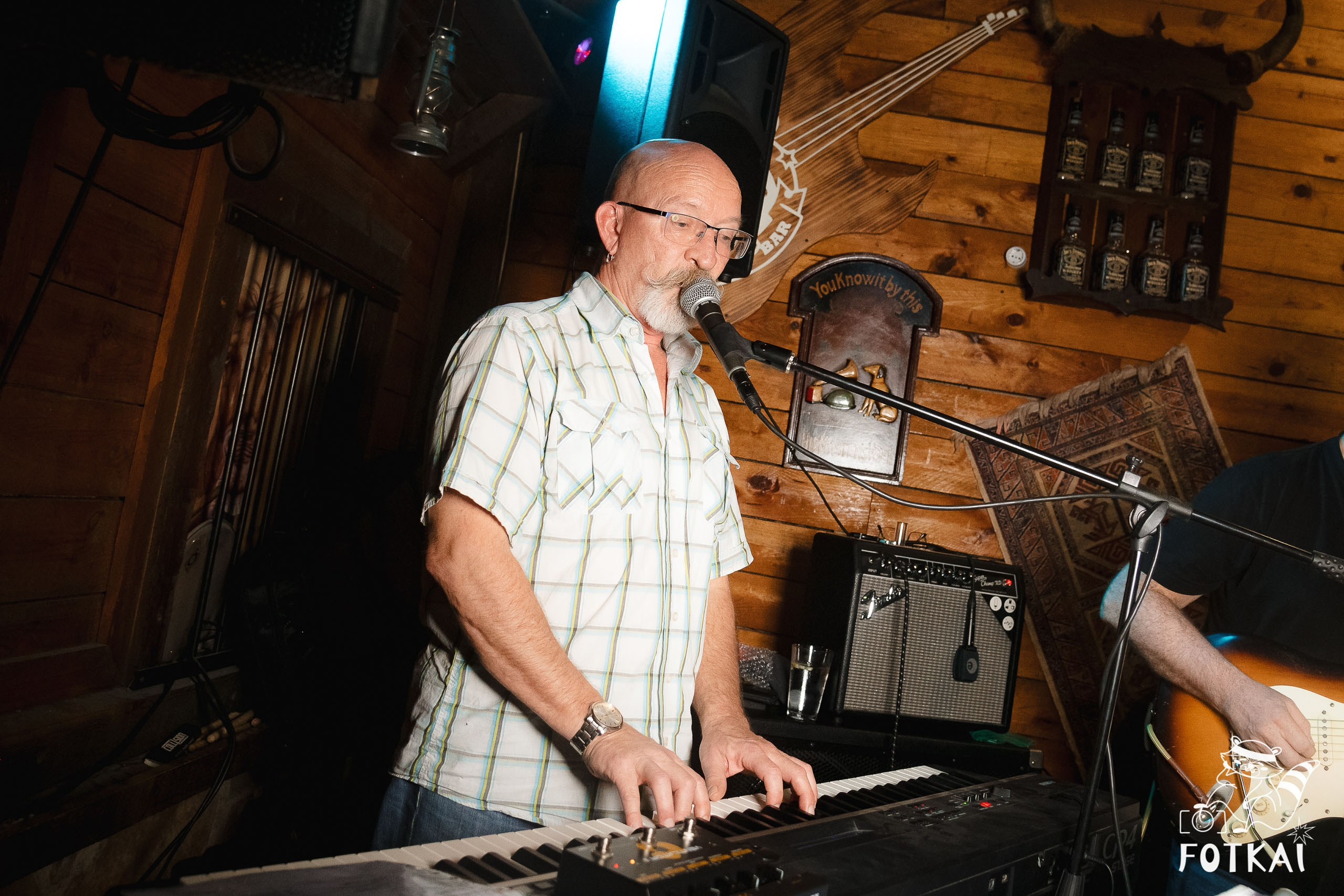 The Comebacks en El Paso Rock Bar Torrevieja: Reportaje fotográfico 11.10.25 | FOTKAI