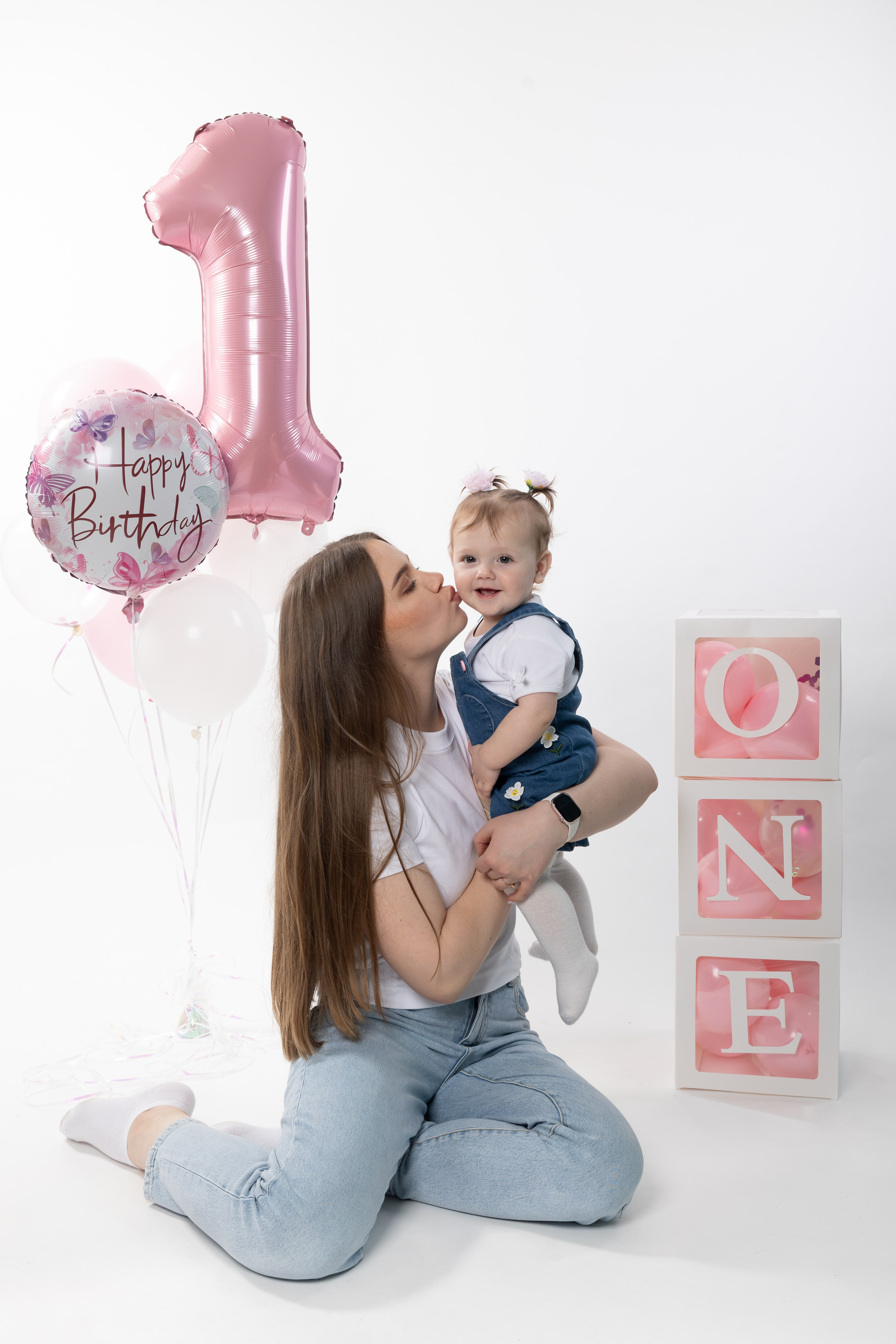 Happy Birthday. Portrait and Family Photographer in Netherlands