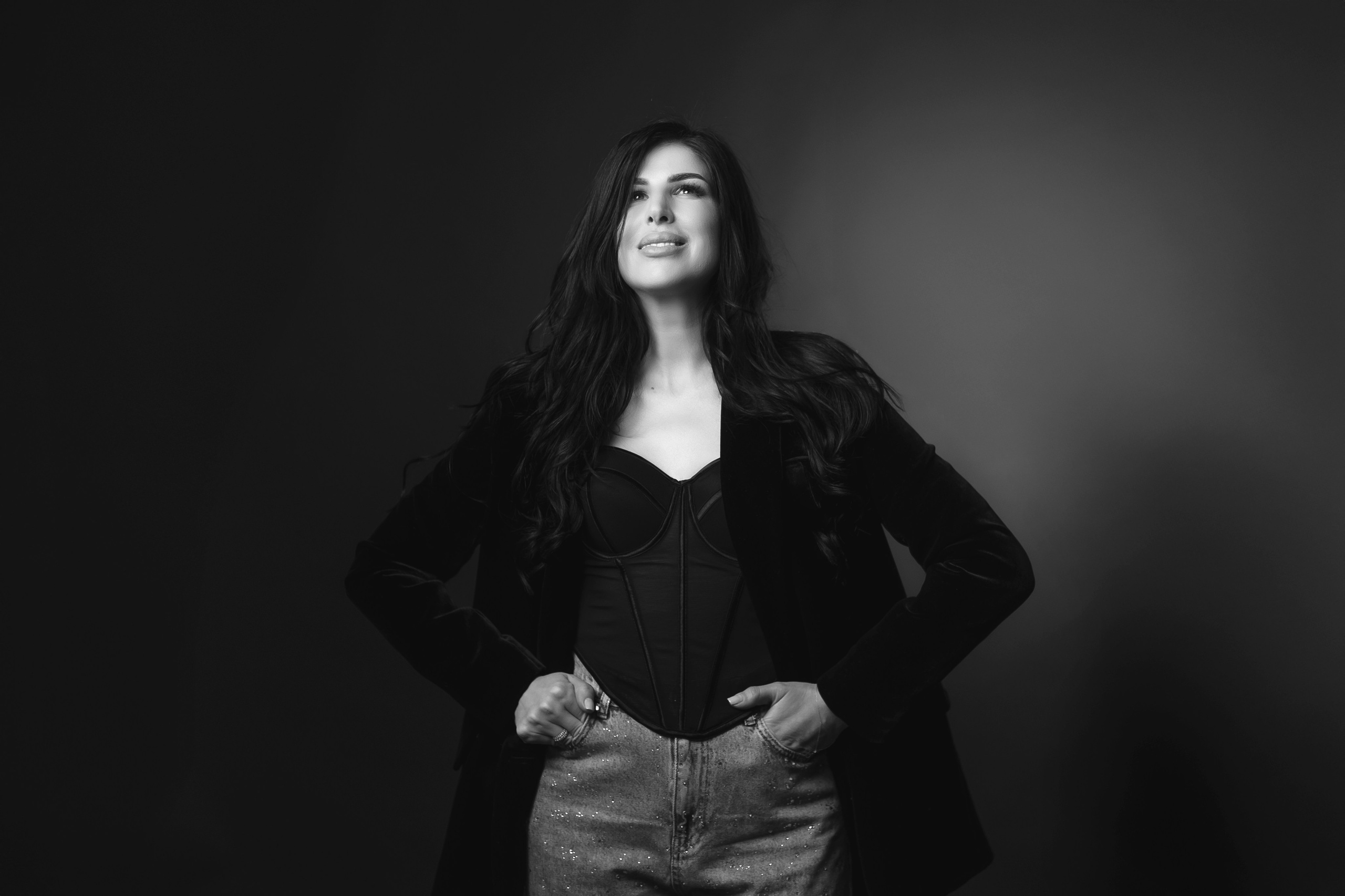 Portrete Constanta - O clipa de sinceritate in faţa camerei. Elena Mascan – Fotograf newborn, maternitate, portret, smash the cake & branding personal | La Femme Studio Photograpy|Constanţa