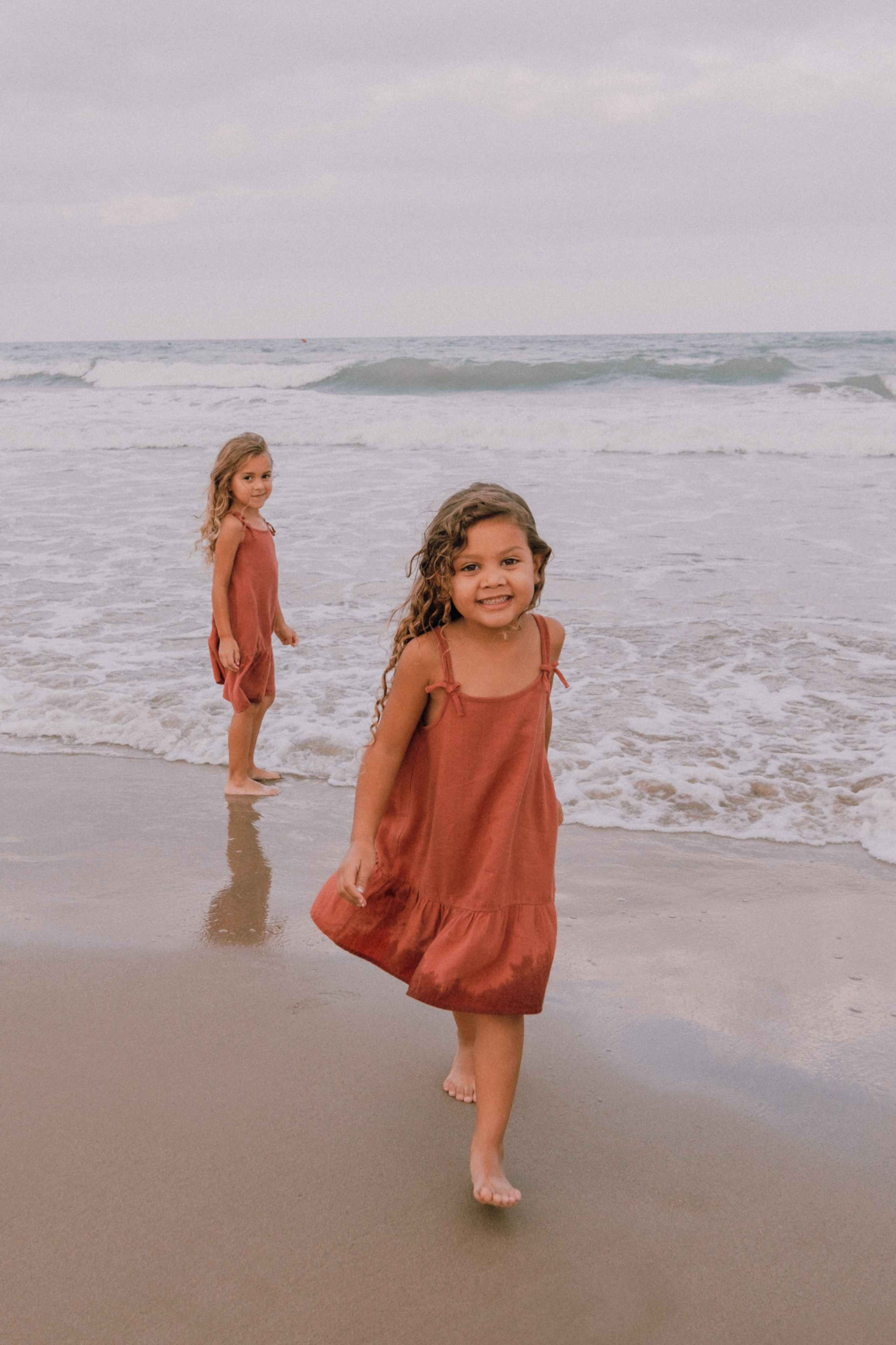 Семейная фотосессия на пляже. Профессиональная фотосъемка в Калафелле — Елена Медведева