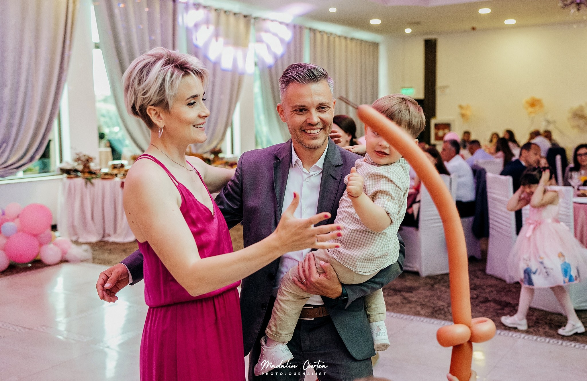 Fotografie botez Alba Iulia. Mădălin Ciortea - fotograf de nuntă și de familie | Dream Art Events