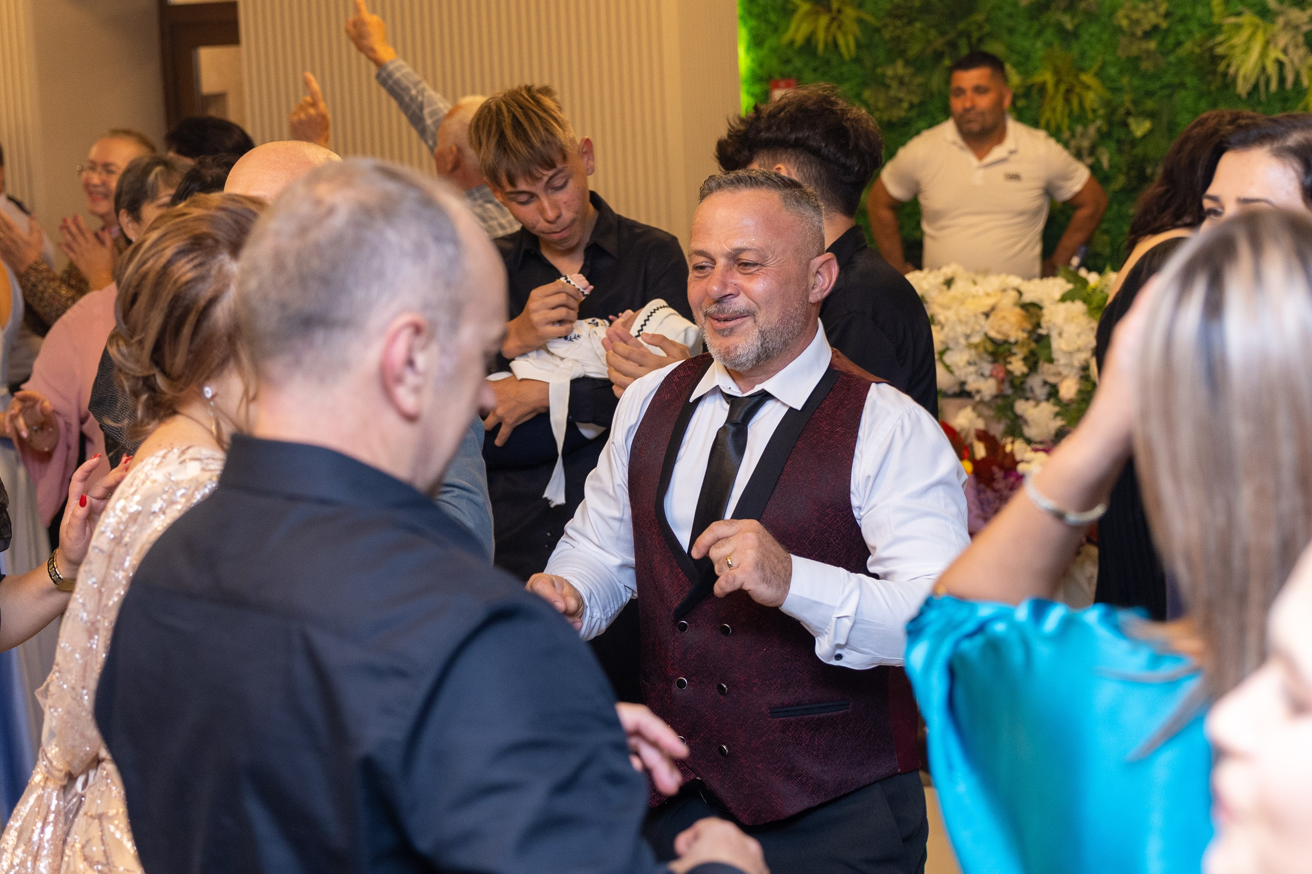 Andrei Sebastian. Moments By Gub