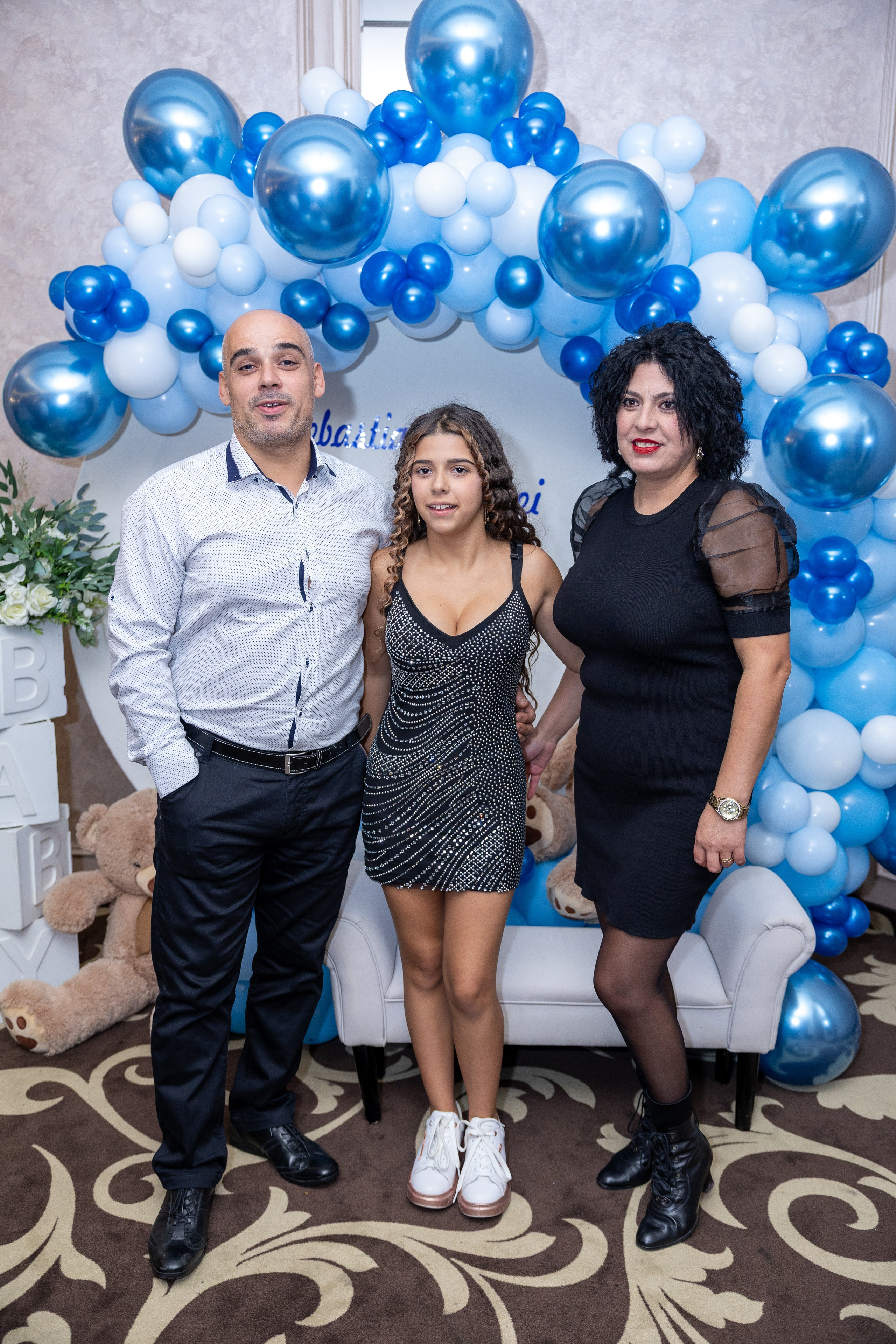 Andrei Sebastian. Moments By Gub