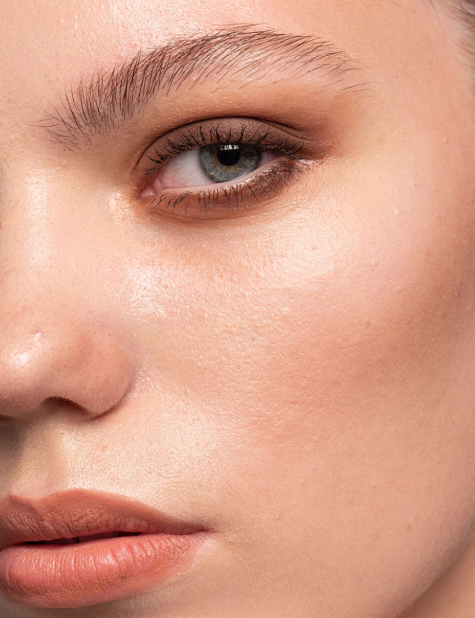 Ret. AI Photo Retoucher and Image Restorer Zhanna Ognivo