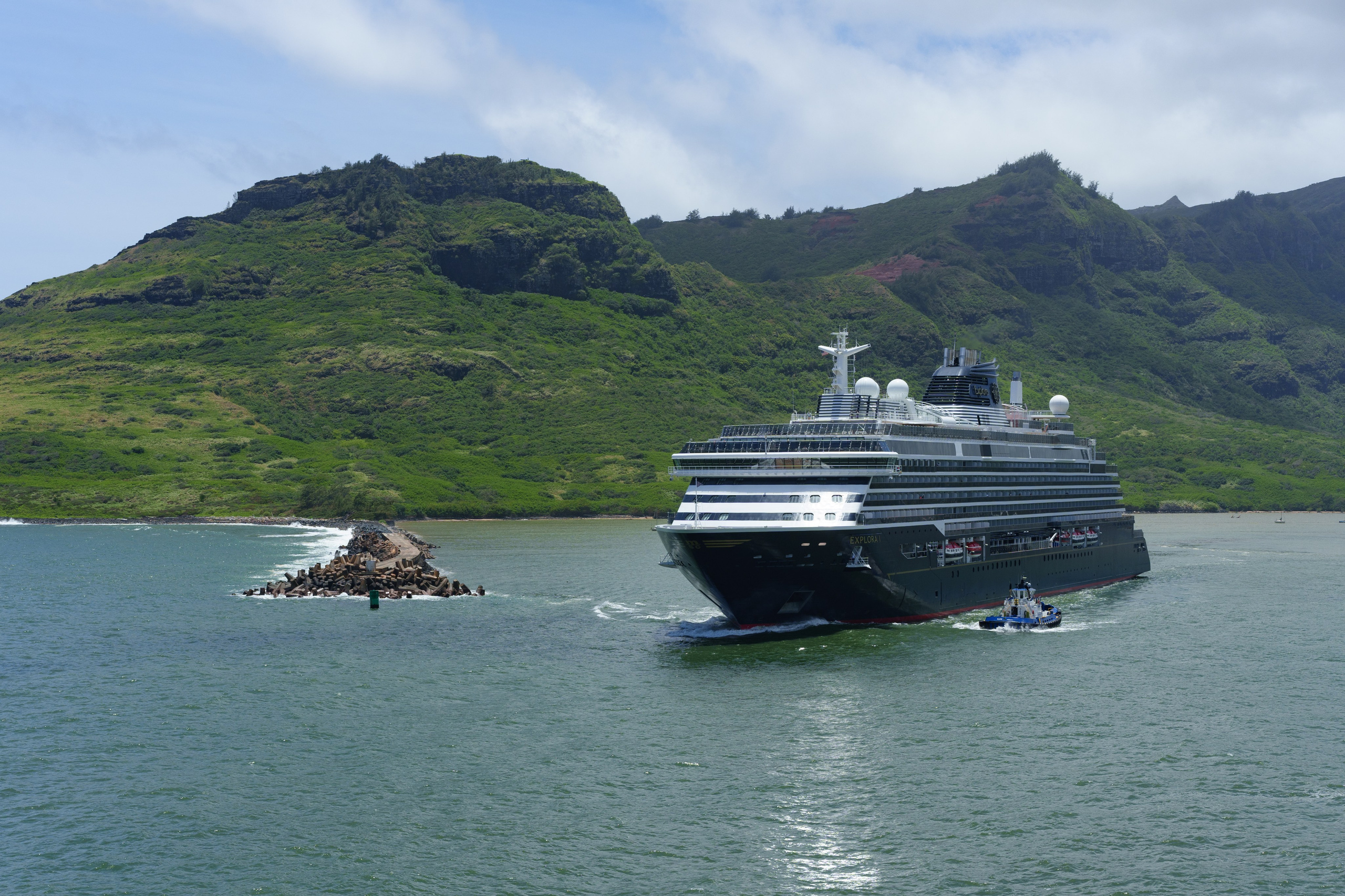 SHIPS. Awards winning photographer in Kauai, Hawaii