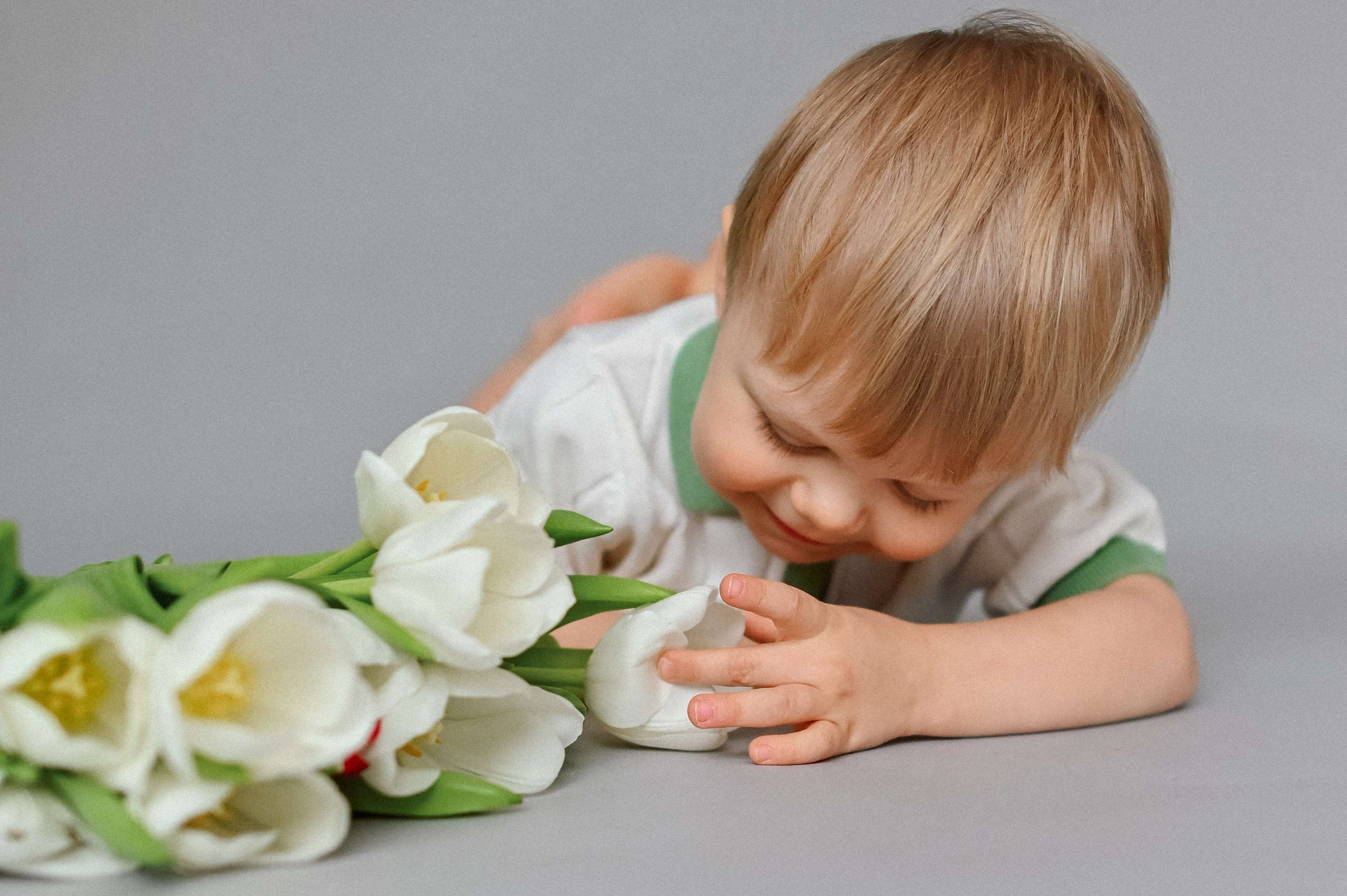 Весенние цветы. Детский и семейный фотограф в финляндии дина пулкка. контент фотограф