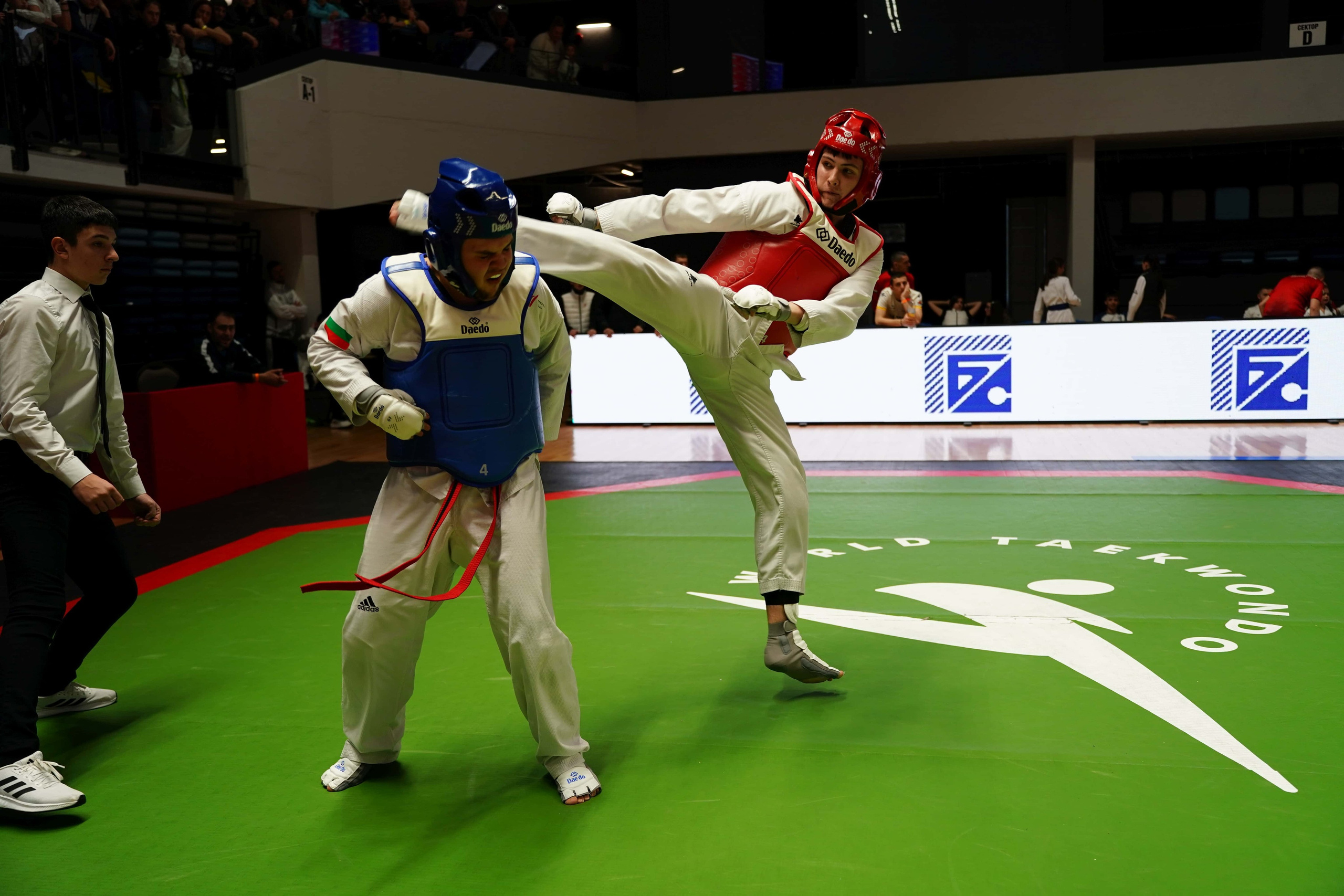 СПОРТНА ФОТОГРАФИЯ: PhotoAdrenaline.com