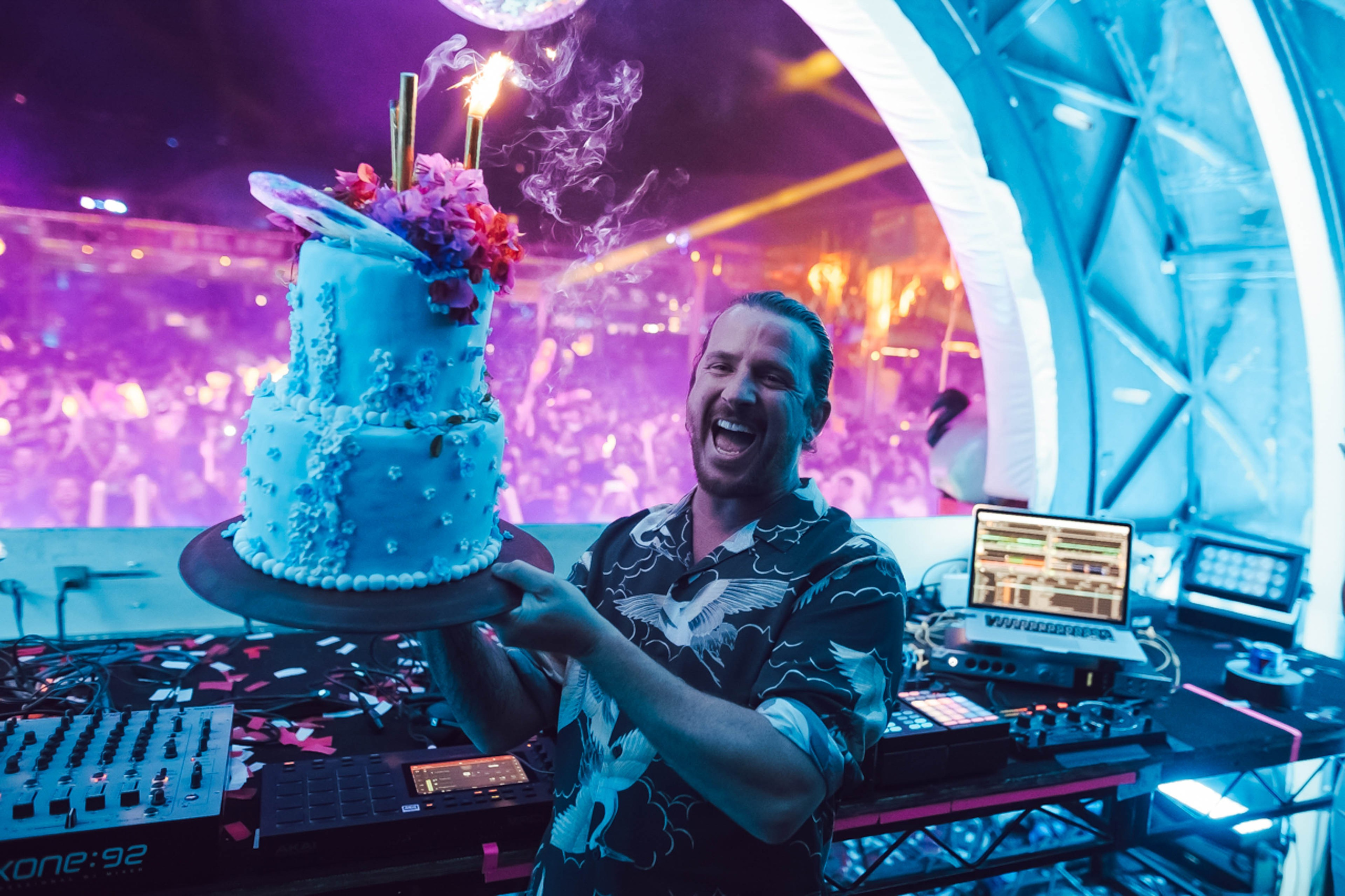 Corporate & Event Photography in Dubai. Vitalii Honiukov | Photography production based in Dubai, UAE