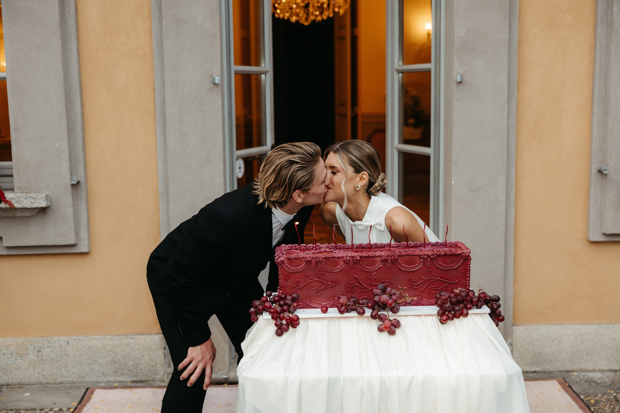 Melania & Matteo. Premium Wedding Photographer Iași
