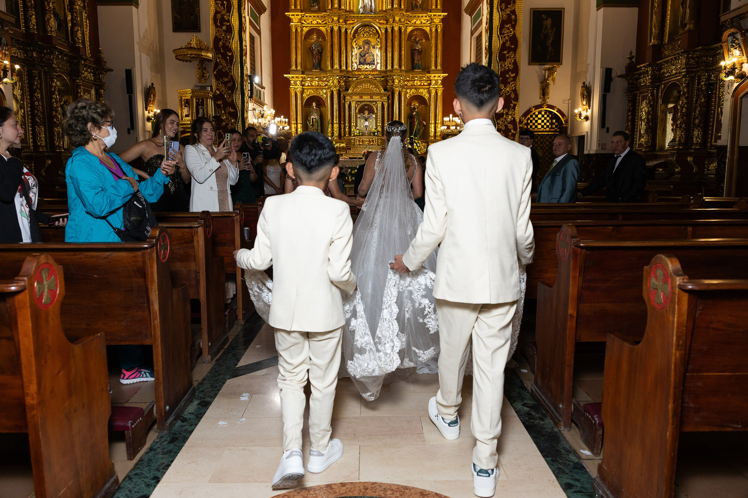 Cindy & Santi. Harnol Lopez - Fotografia de Quinces & Bodas