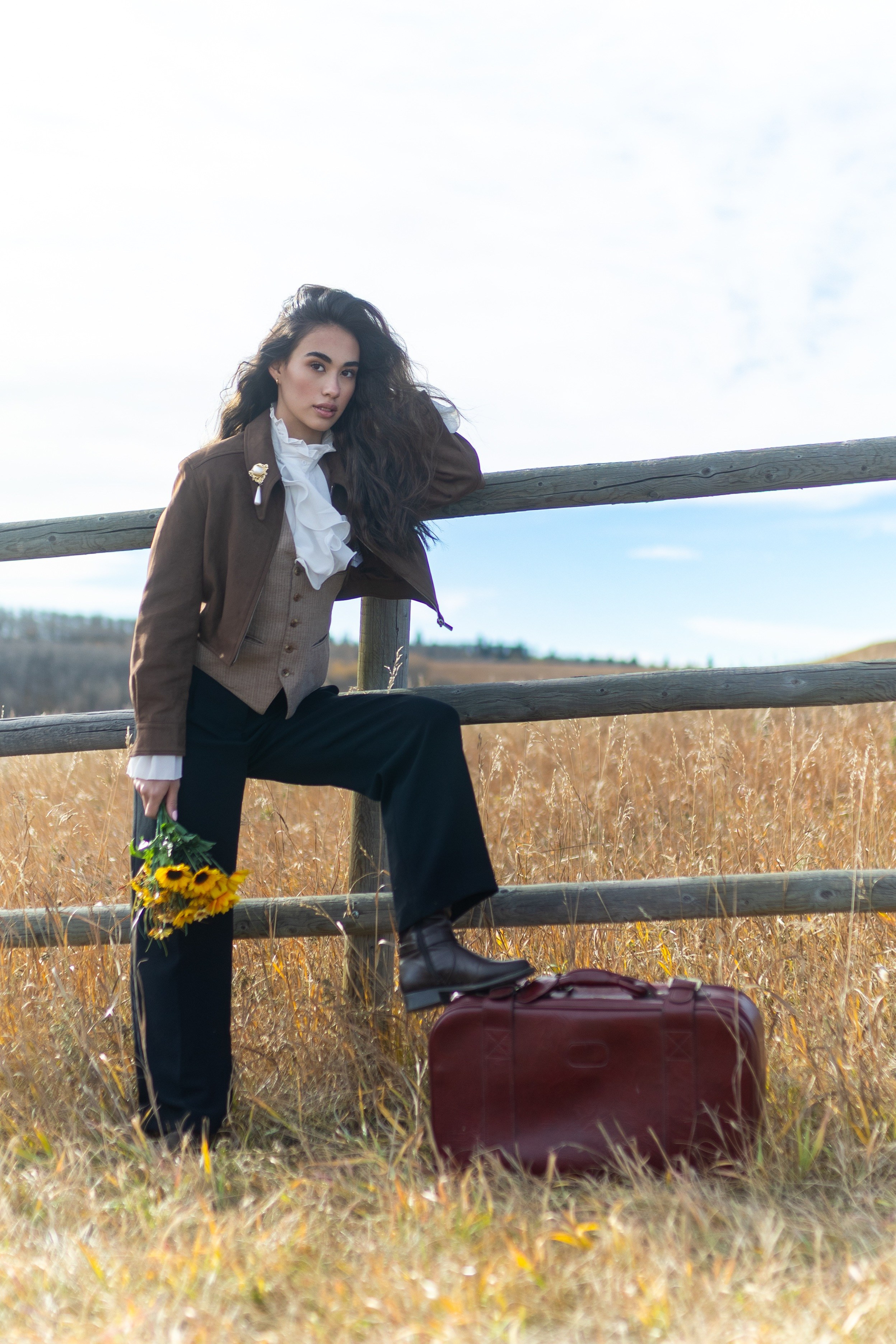 Ross Henderson. Qura Creative — A Multidisciplinary Creative House for Styling, Fashion Direction, Photography & Visual Storytelling