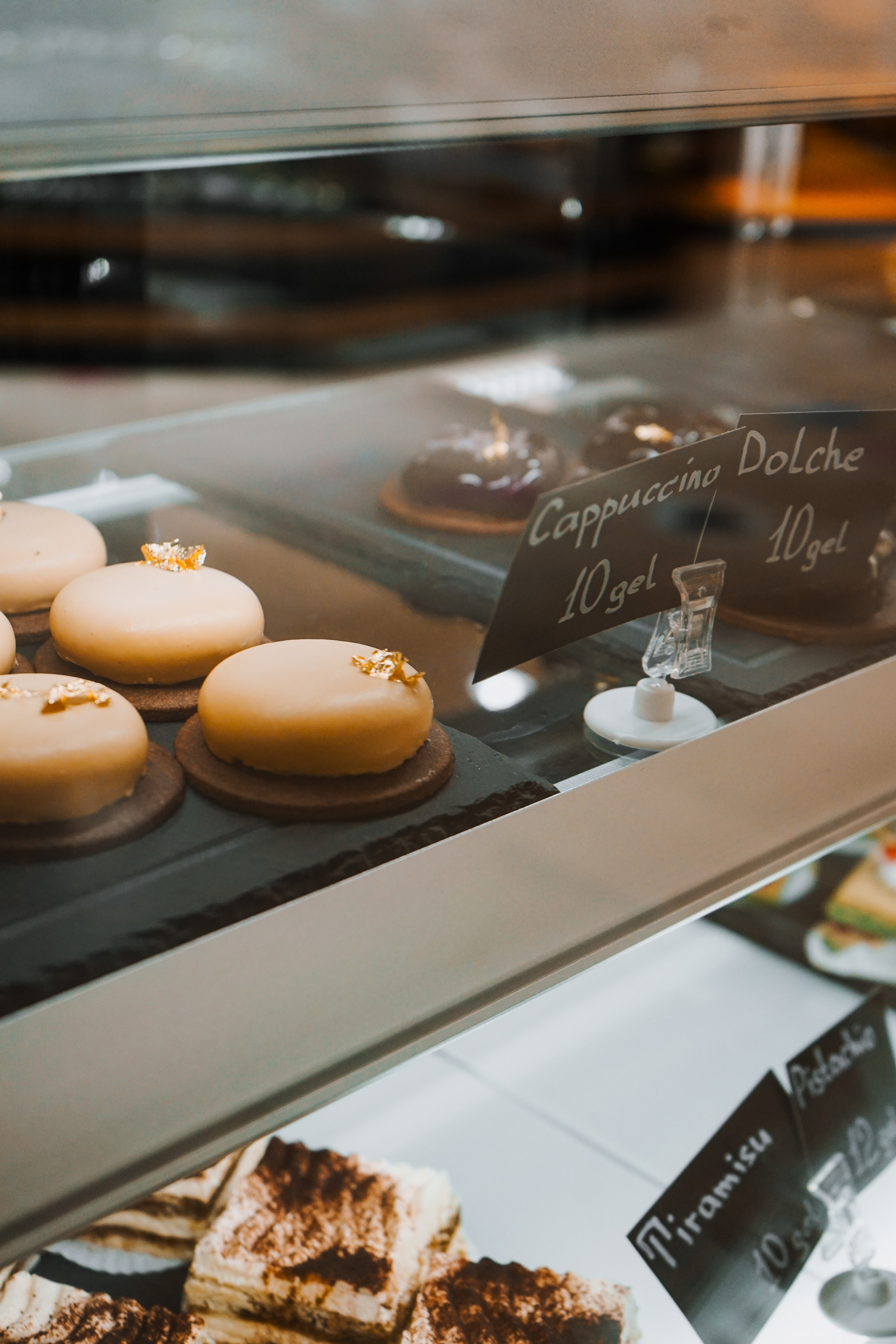 Контентная съёмка: кофейня «Cork». Арина Леонова — фуд-фотограф в Тбилиси