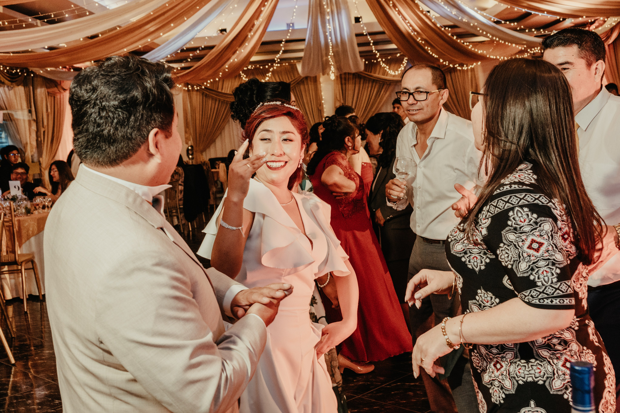 VANESSA + FRANKLIN BODA RELIGIOSA. Studio KVTA | Fotografía y Video de Bodas en Arequipa