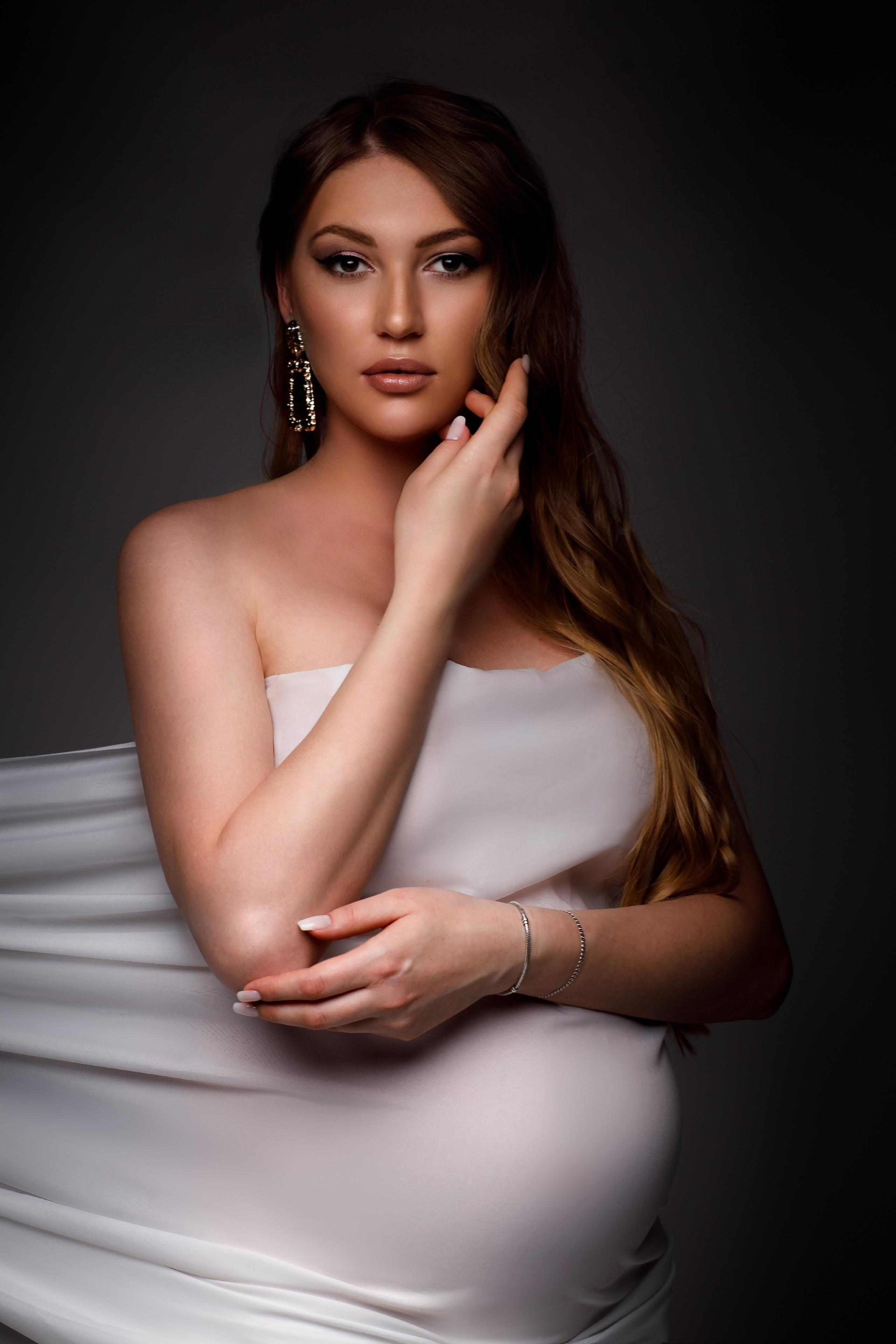 Alt- Schwangerschaftsfotografie im Studio in Villingen-Schwenningen