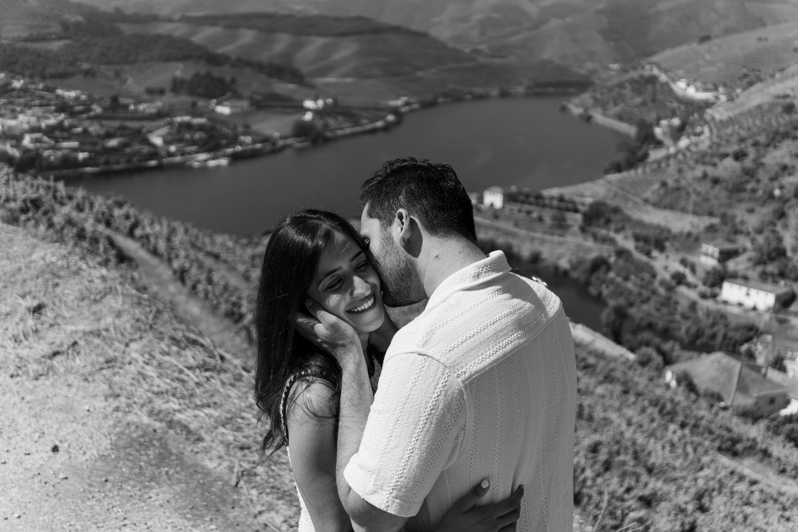 Proposal Nish. Fotógrafo de casamentos e ensaios para casais em Porto