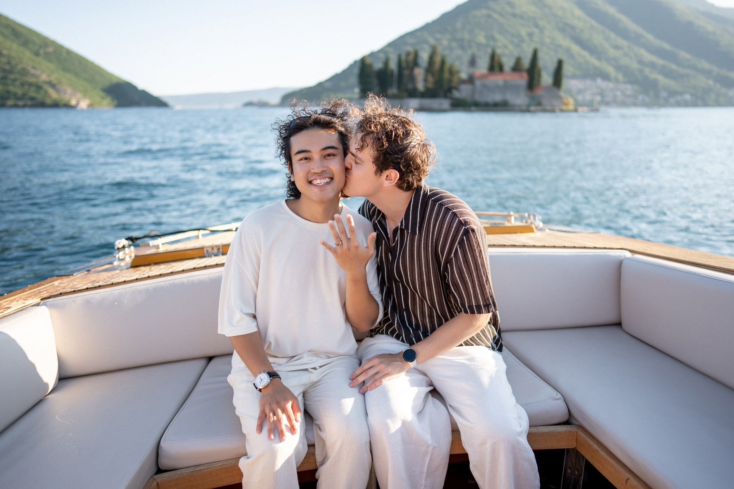 Perast Boat Proposal. Trouwfotograaf & videograaf in Montenegro | Maria & Vasilii