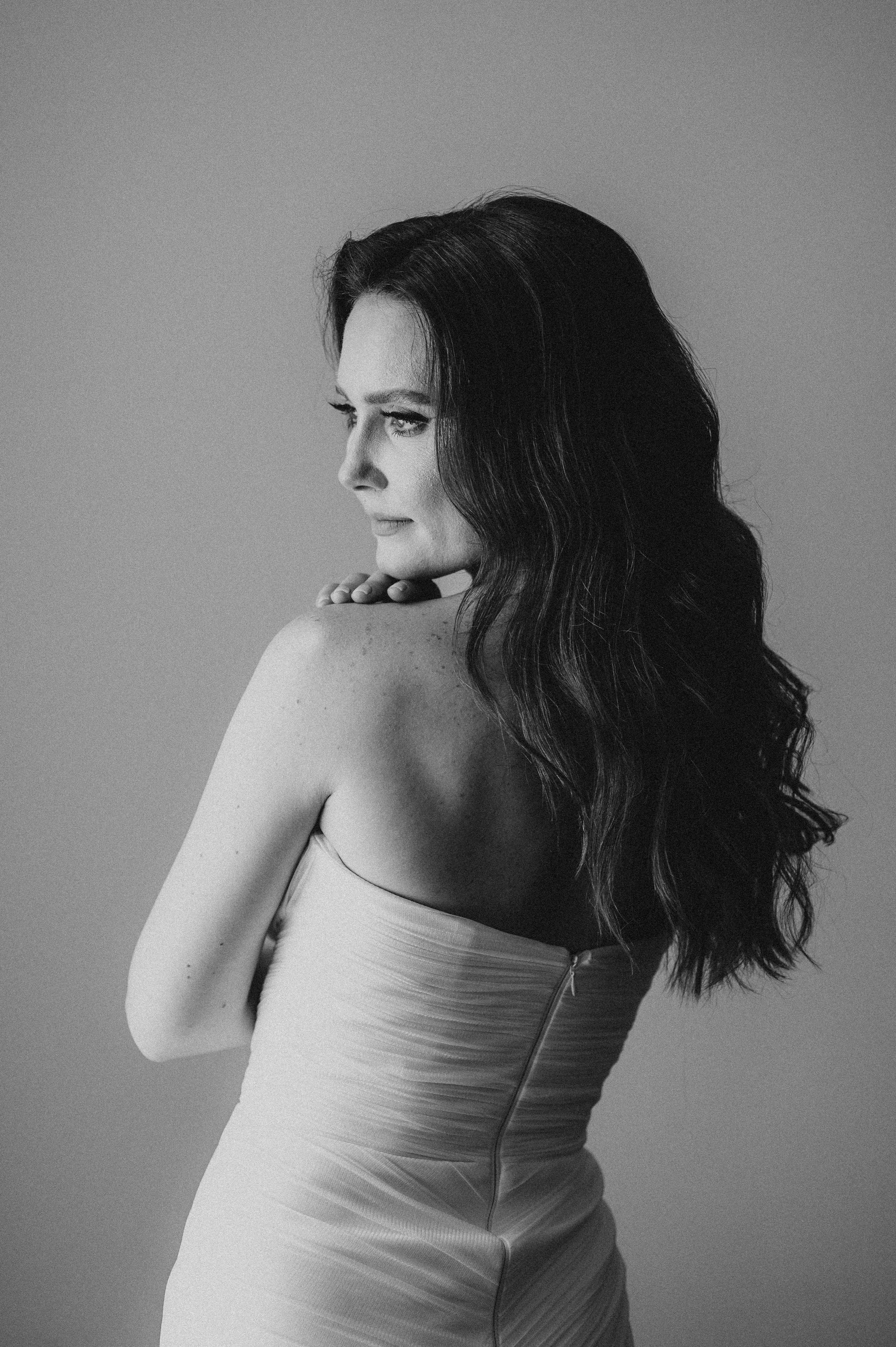 Cununie civila in aer liber , artificii de zi colorate , decor nunta , nunta la Hotel Traian. Proud Vision Weddings | Wedding Photography & Film — Servicii profesionale Foto Video Nunta Iasi