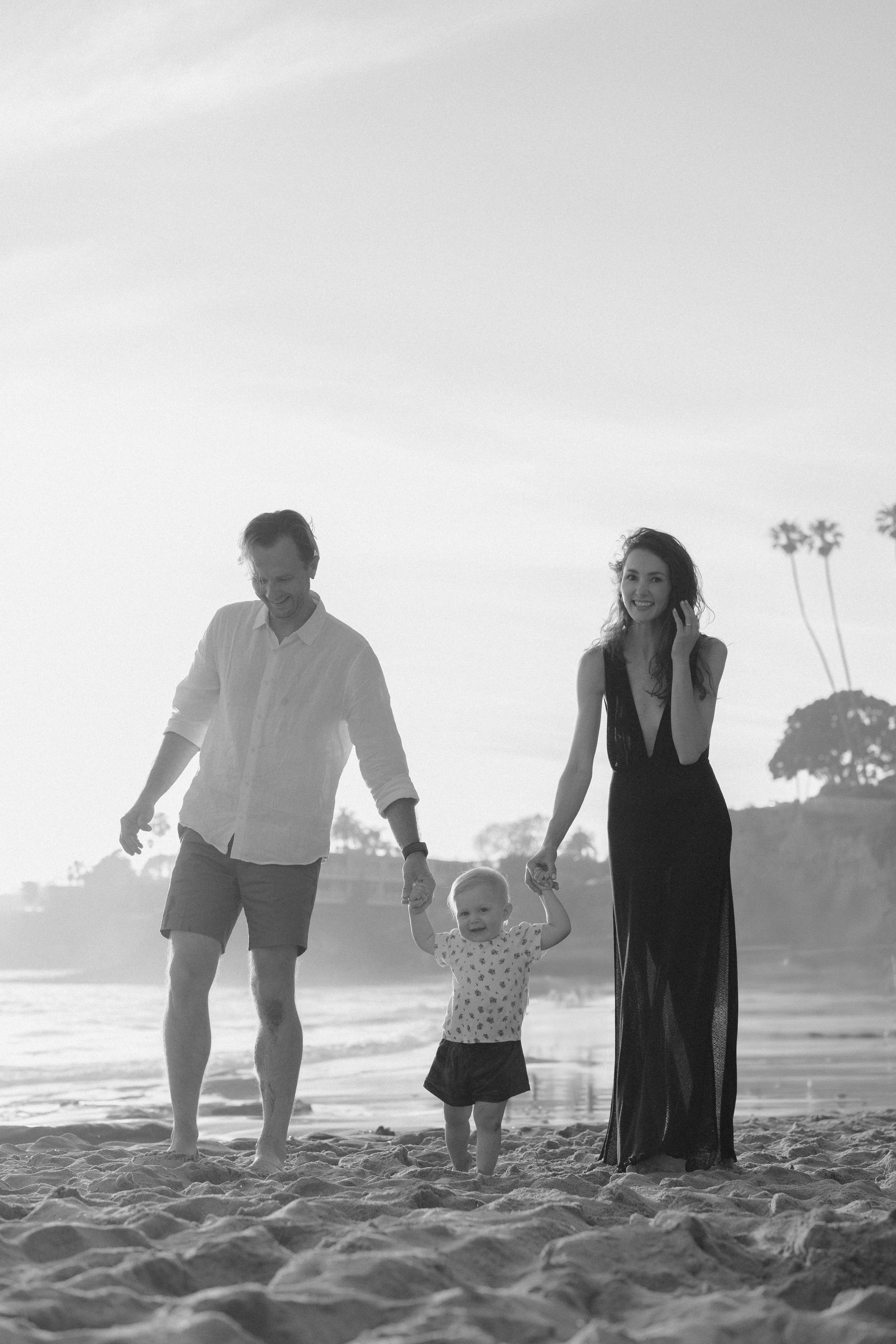 Little baby girl Keira. Family beach shoot. Portrait, family, maternity & wedding photography & videography in SoCal Kseni Vibe