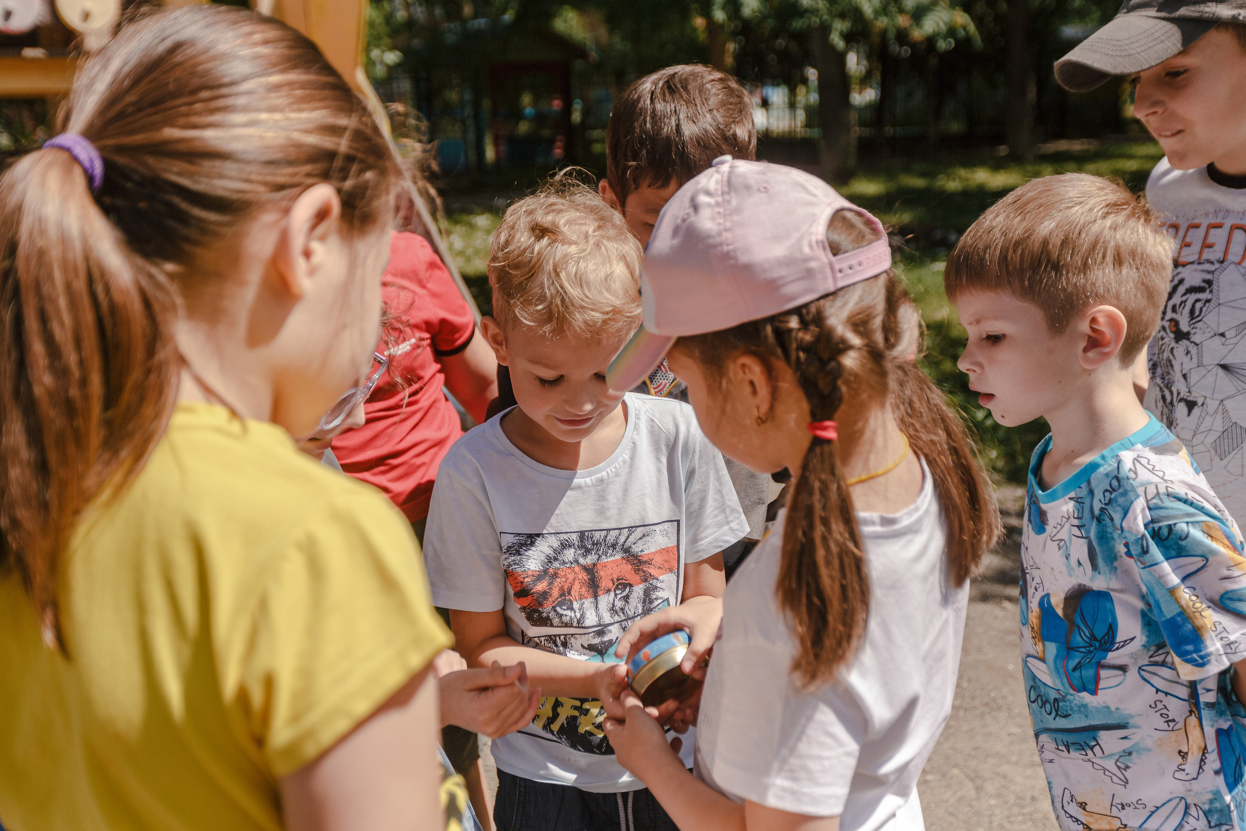 Campamento de verano infantil del taller de cerámica. Fotógrafo de retrato, familia y reportajes en Valencia | España | Europa Vitalii Lumier