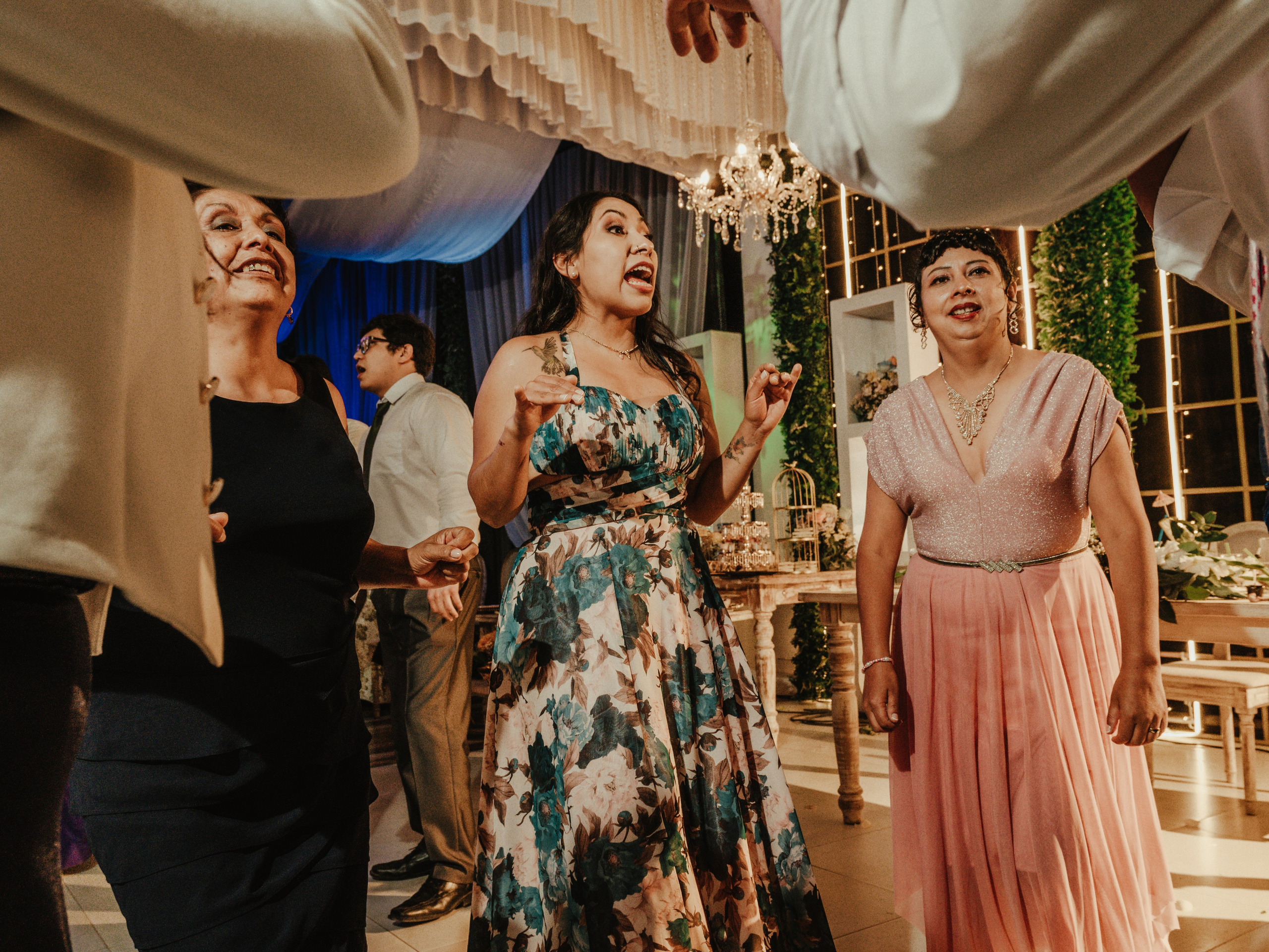 CARLA Y MARIO BODA RELIGIOSA. Studio KVTA | Fotografía y Video de Bodas en Arequipa