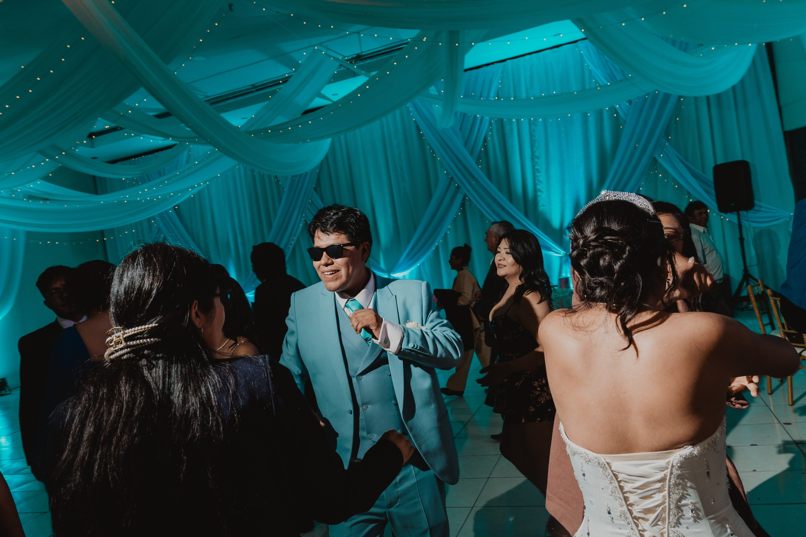 STEISY + EMMANUEL | BODA RELIGIOSA. Studio KVTA | Fotografía y Video de Bodas en Arequipa