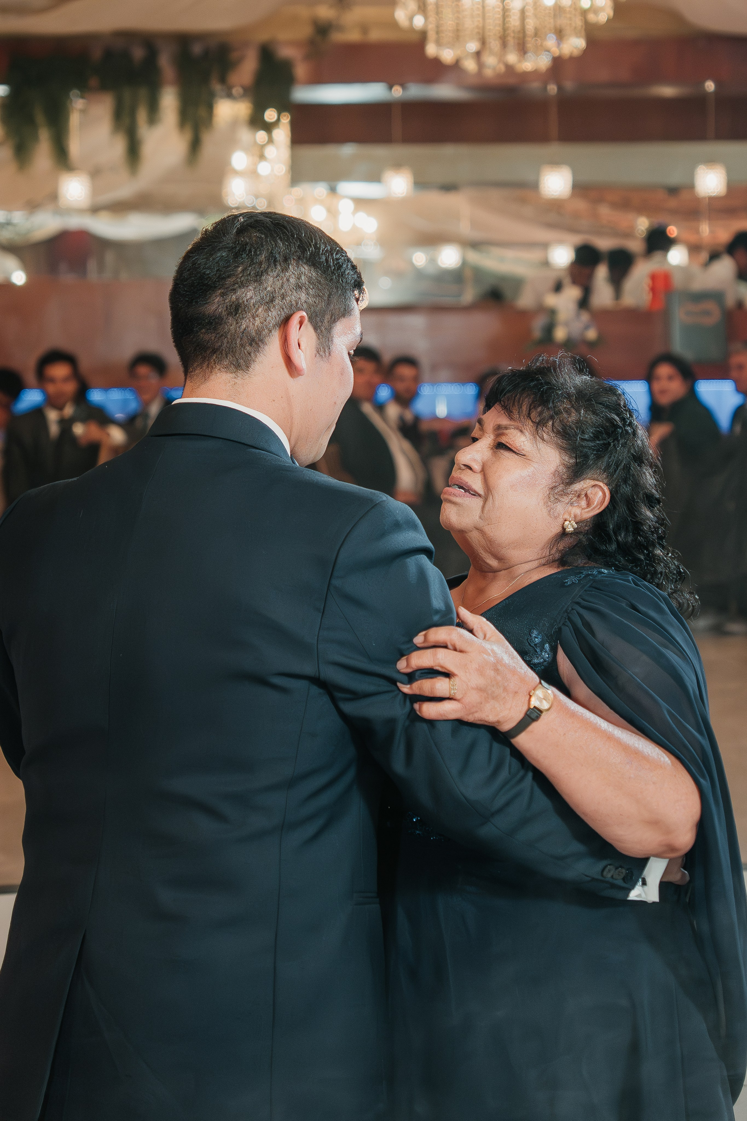 ALEJANDRA + RODRIGO BODA RELIGIOSA. Studio KVTA | Fotografía y Video de Bodas en Arequipa