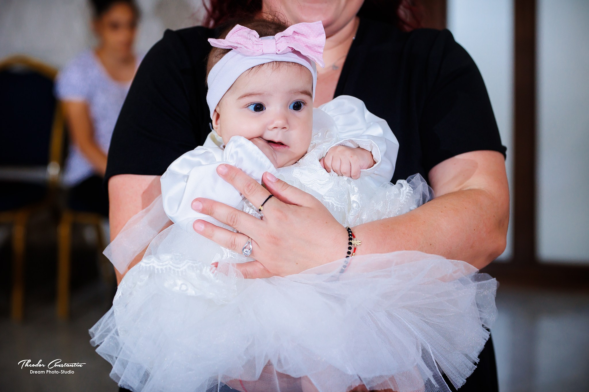 Botez. Dream Studio Galați – ședințe foto profesionale pentru familie, portrete și evenimente