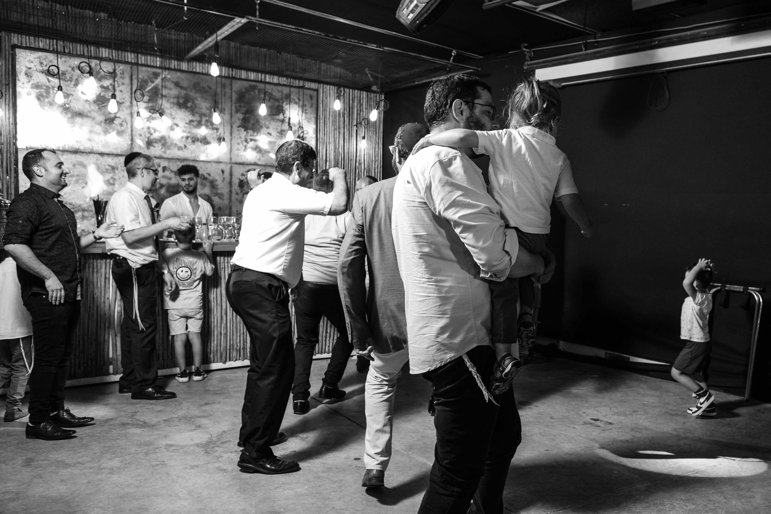 WEDDING OUT OF CITY. PHOTOGRAPHER IN ISRAEL