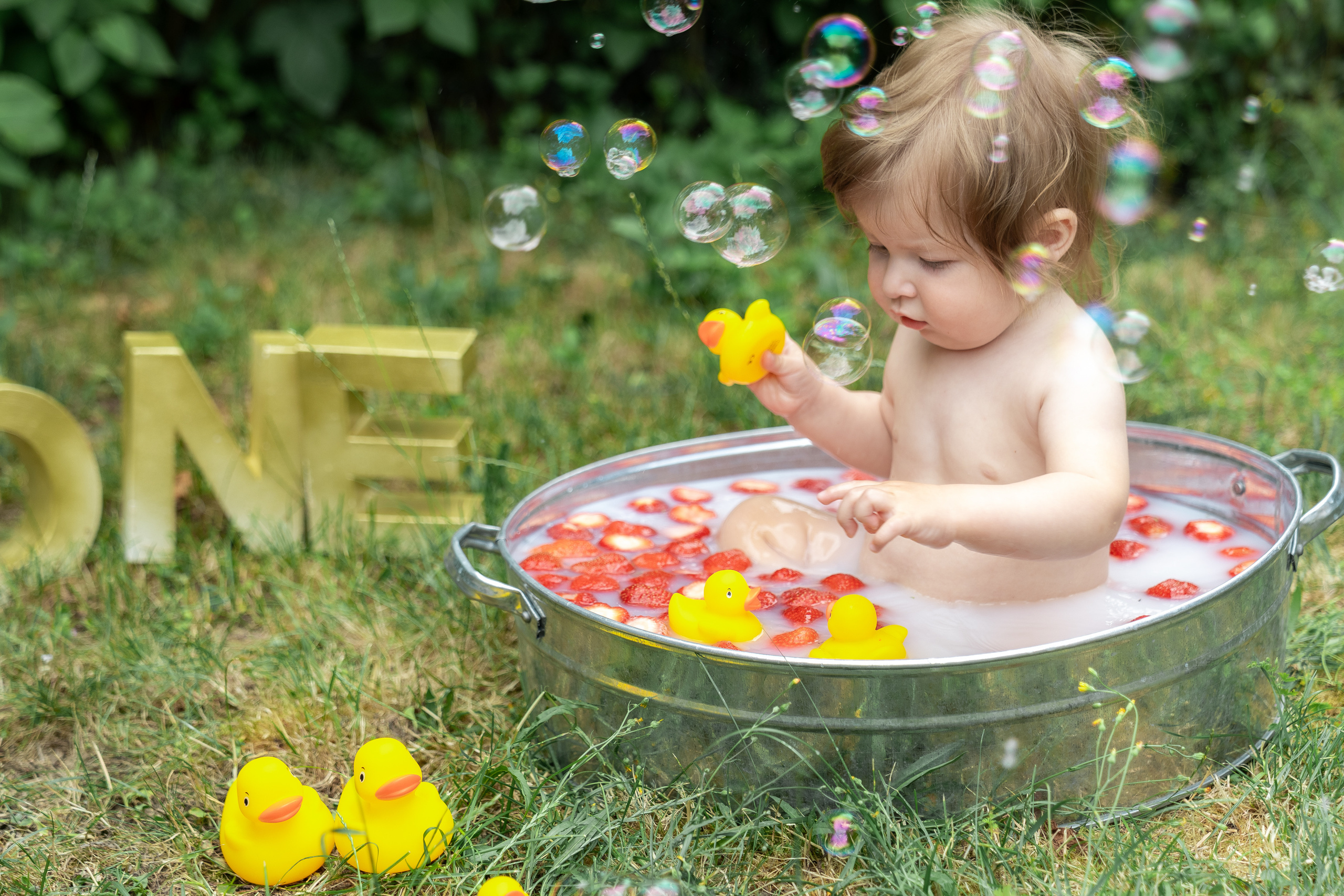 Cake Smash oder 1 Jahre Fotoshooting. Fotoshooting Hannover Region, Bremen, Hamburg Fotograf - Natalia Mruck