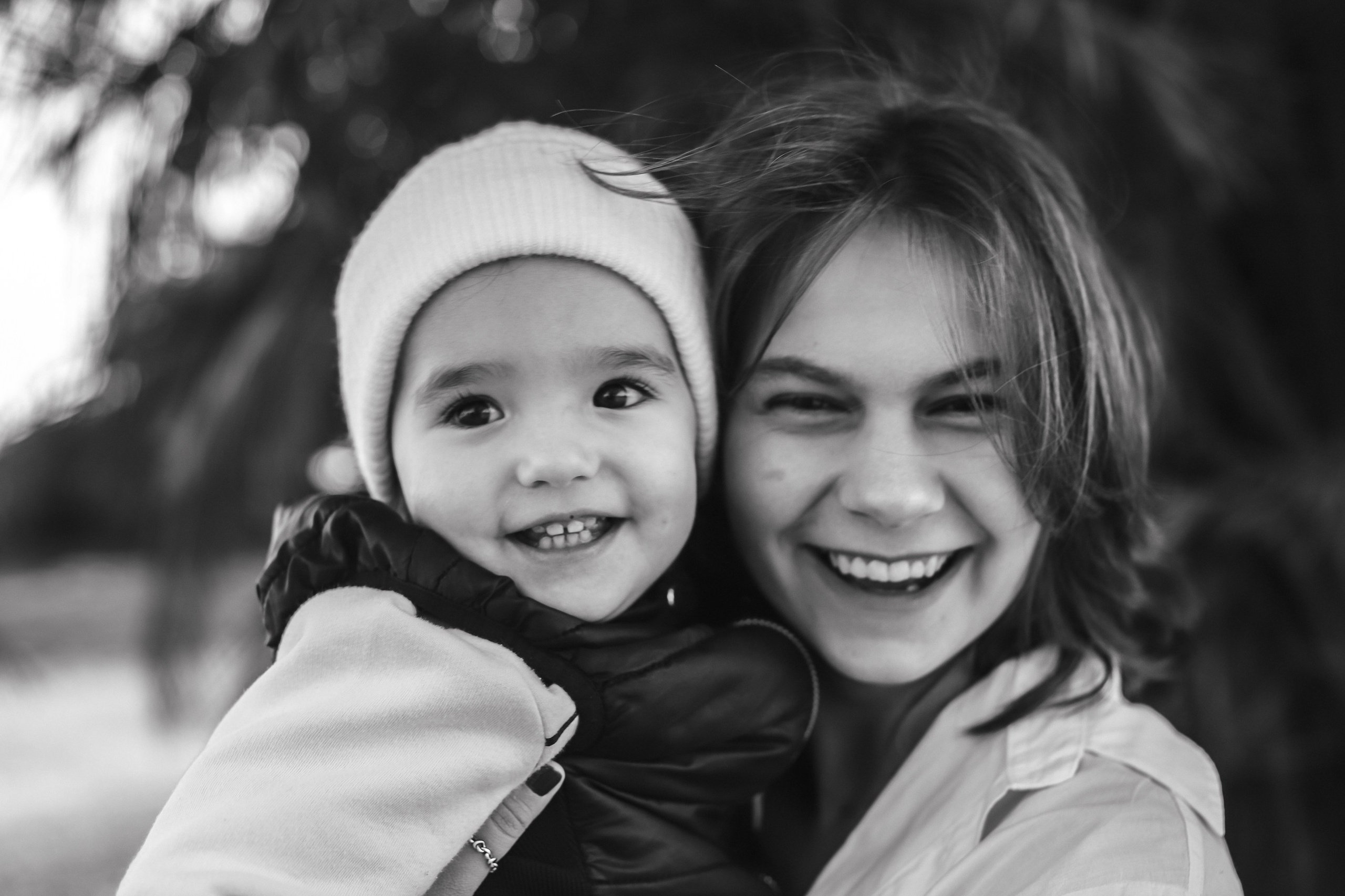 Три поколения. Cyprus Wedding & Family Photographer. Capturing cherished moments across the island: Larnaca, Limassol, Ayia Napa, Protaras, Paphos, Nicosia