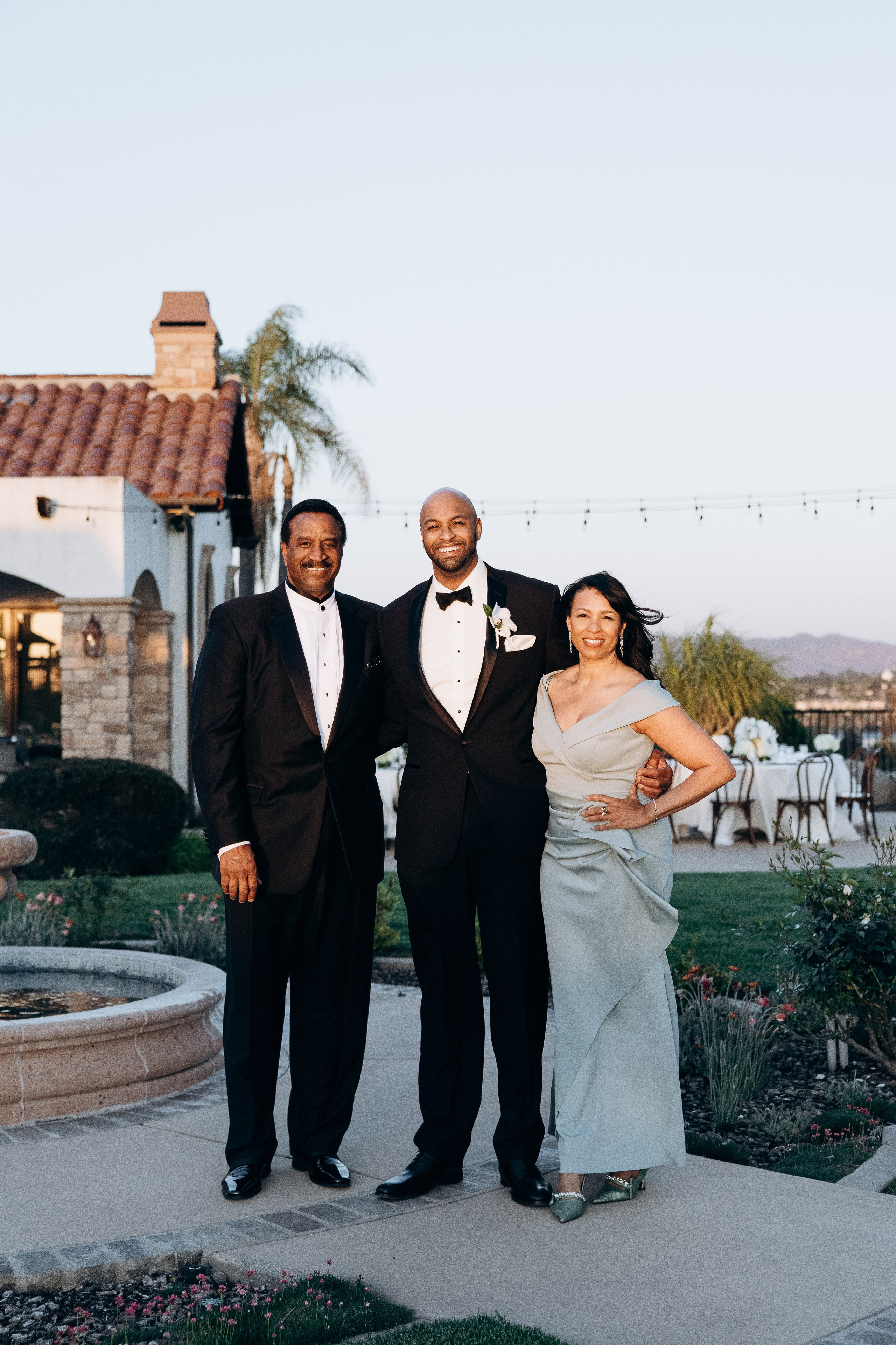 Drew and Haley. Wedding and family photographer San Diego