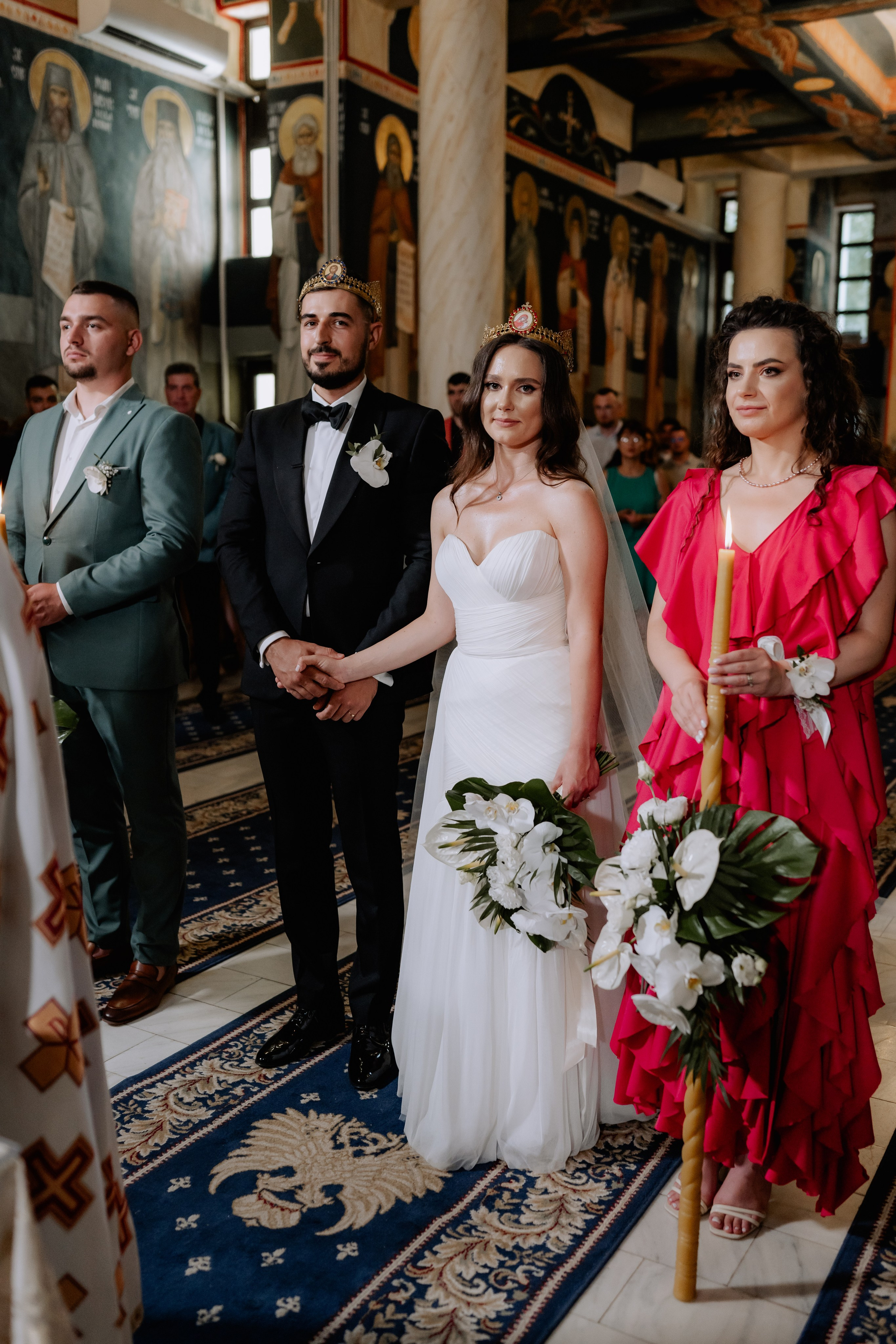 Cununie civila in aer liber , artificii de zi colorate , decor nunta , nunta la Hotel Traian. Proud Vision Weddings | Wedding Photography & Film — Servicii profesionale Foto Video Nunta Iasi