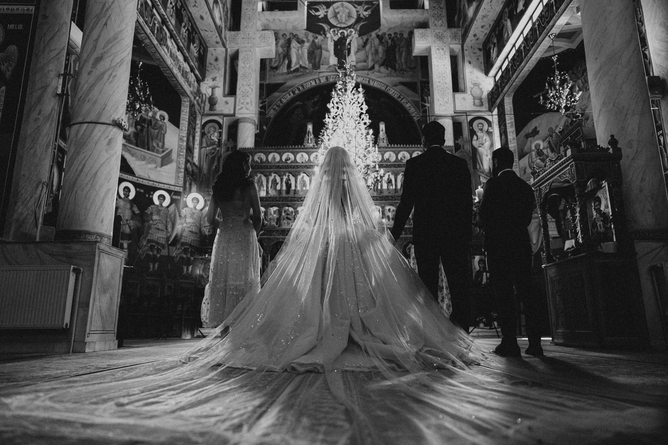 Nunta in aer liber. Nunta Ikim Andrei si Ana la Congress Hall Pallas. Proud Vision Weddings | Wedding Photography & Film — Servicii profesionale Foto Video Nunta Iasi