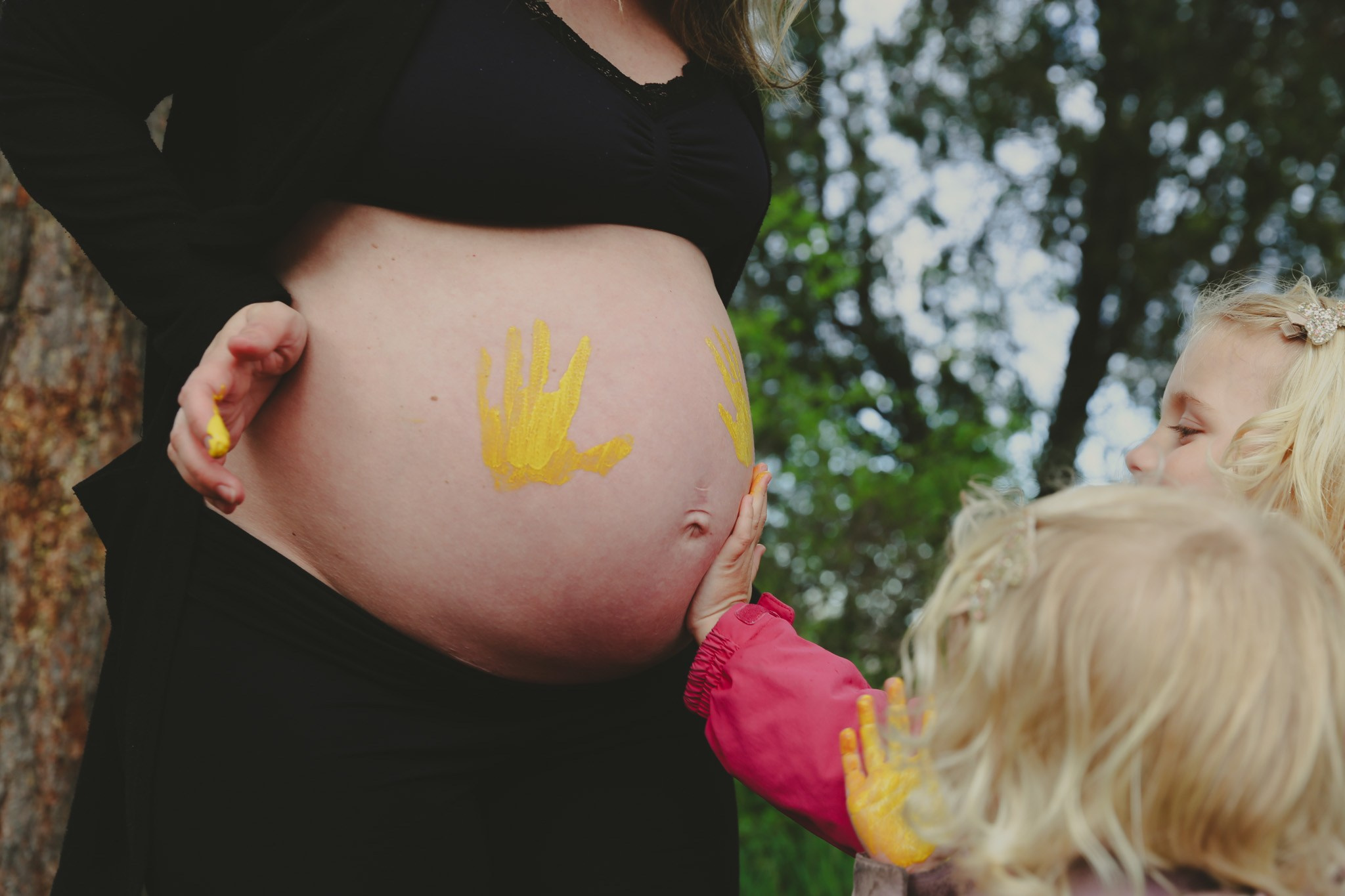 Ulrika & Family: Expecting Joy. Photographer Elina Palmgren
