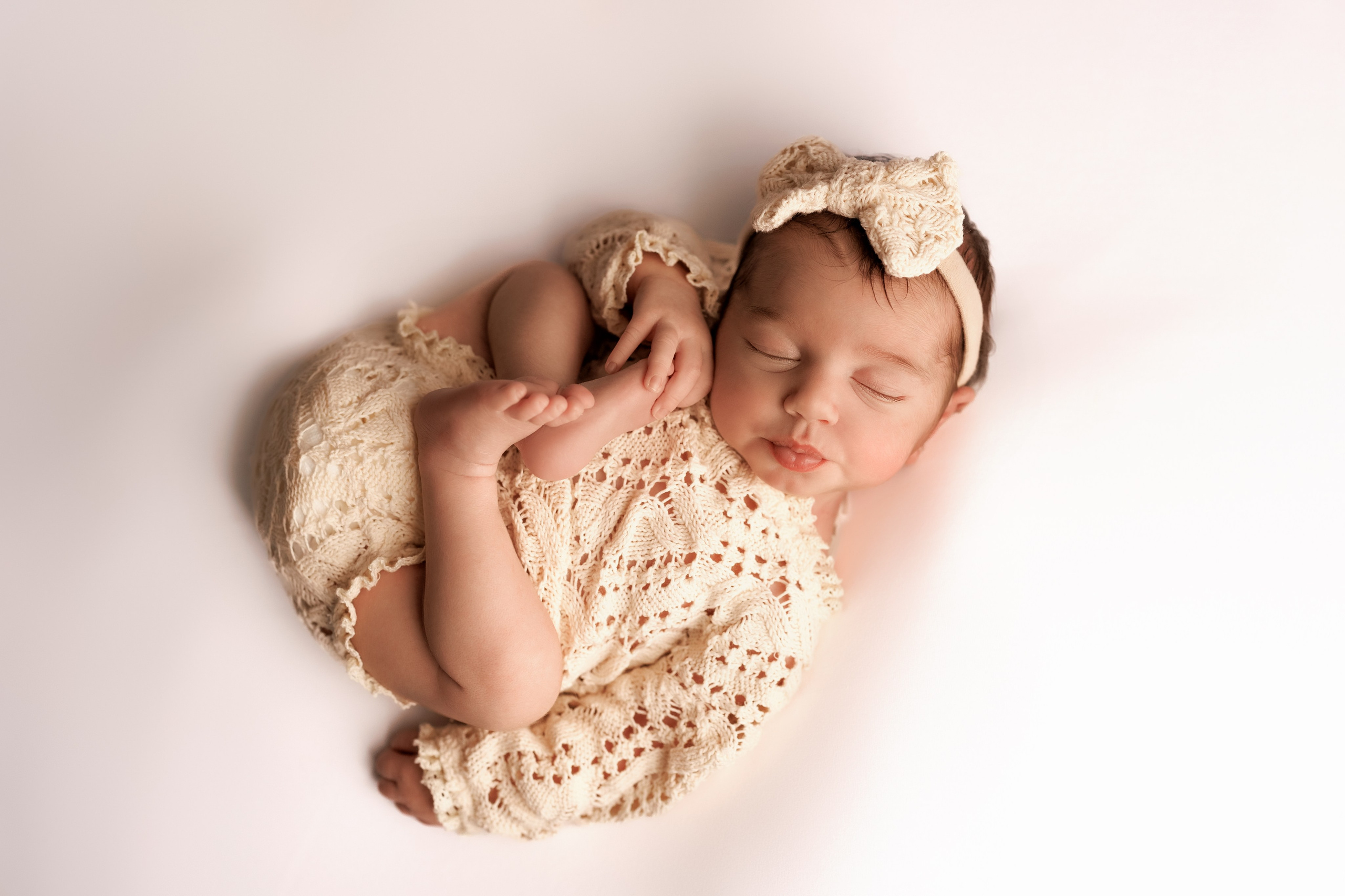 CLELIA NEWBORN. Yulisphotography Ravenna - Fotografo Romagna // Fotografo Gravidanza