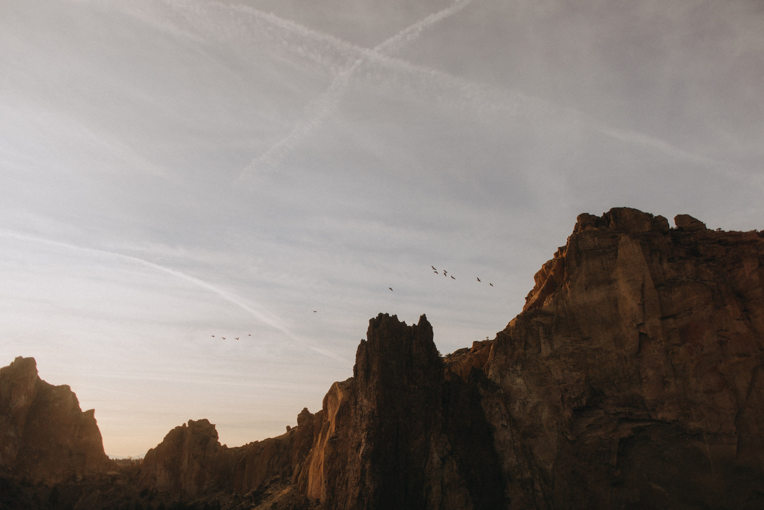 Shelby & Riley Engagement Session | Smith Rock State Park, Oregon. Portland & Seattle Wedding, Elopement & Engagement Photographer | Georgy Shishkin