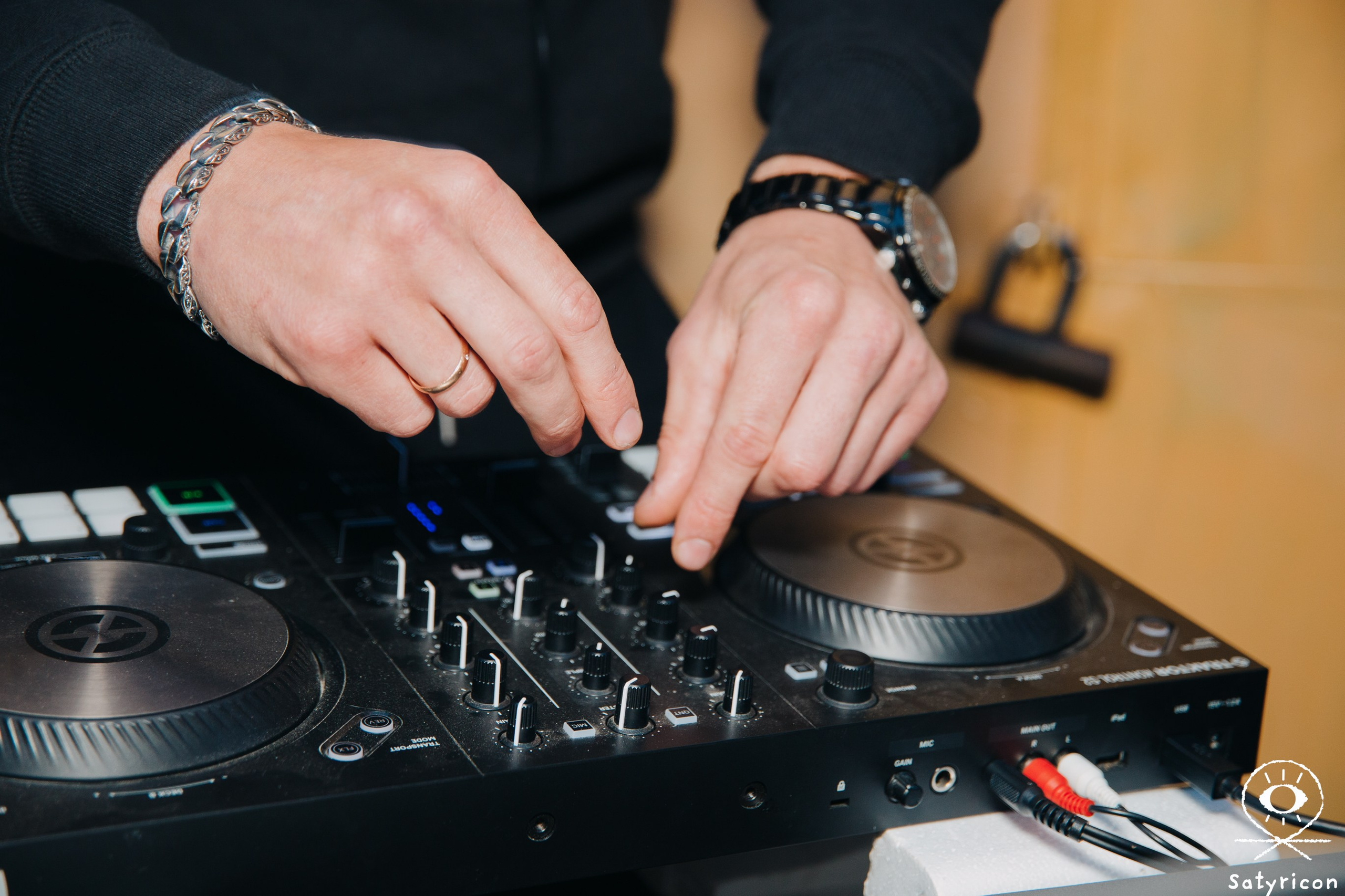 Открытие Гастробара Satiricon Haifa. Портретный и репортажный фотограф в Израиле Рома Бирман