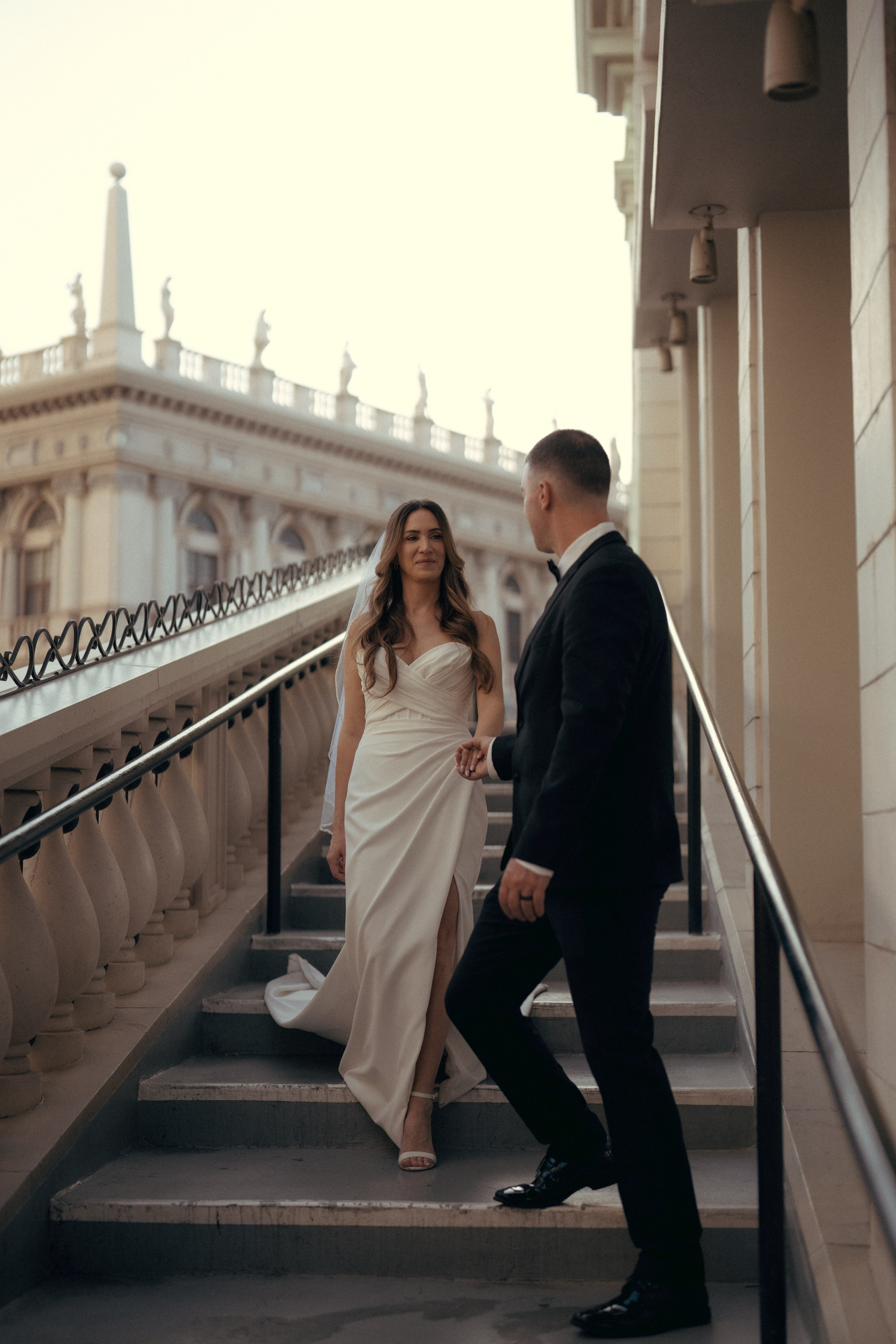 L&C. Wedding & elopement photographer Viktoriya Kravtsov. Las Vegas