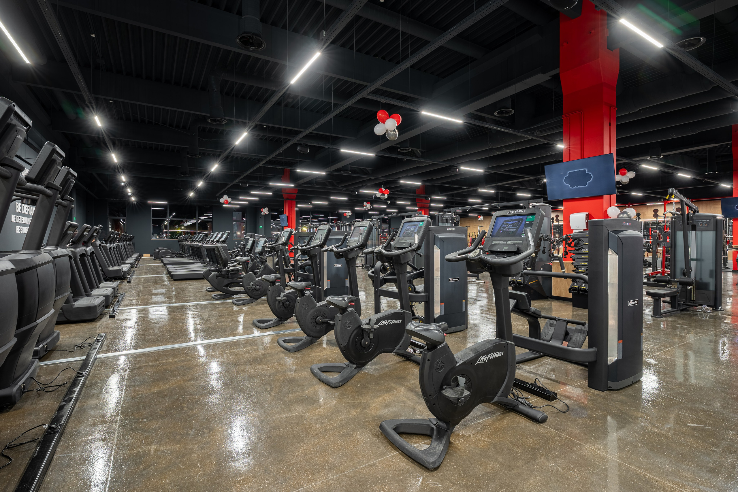 WEST GYM PARK MAXX. Професионален фотограф в Пловдив и областта