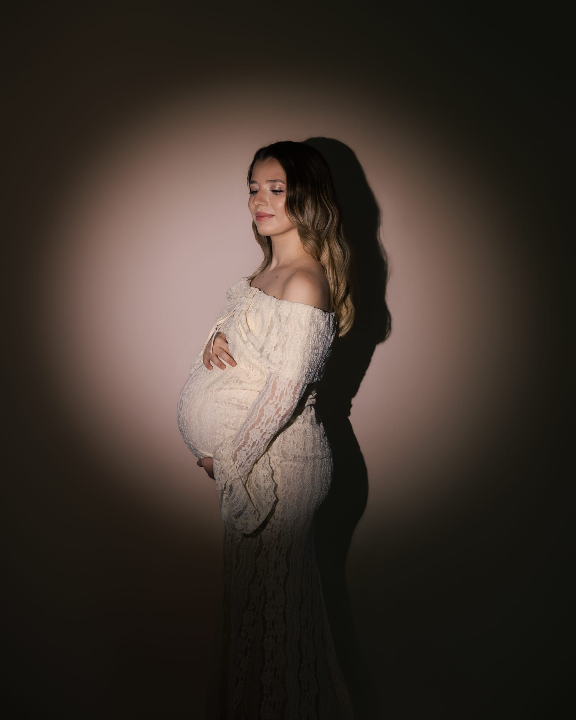 Elegant Studio Maternity Photography in Rotterdam