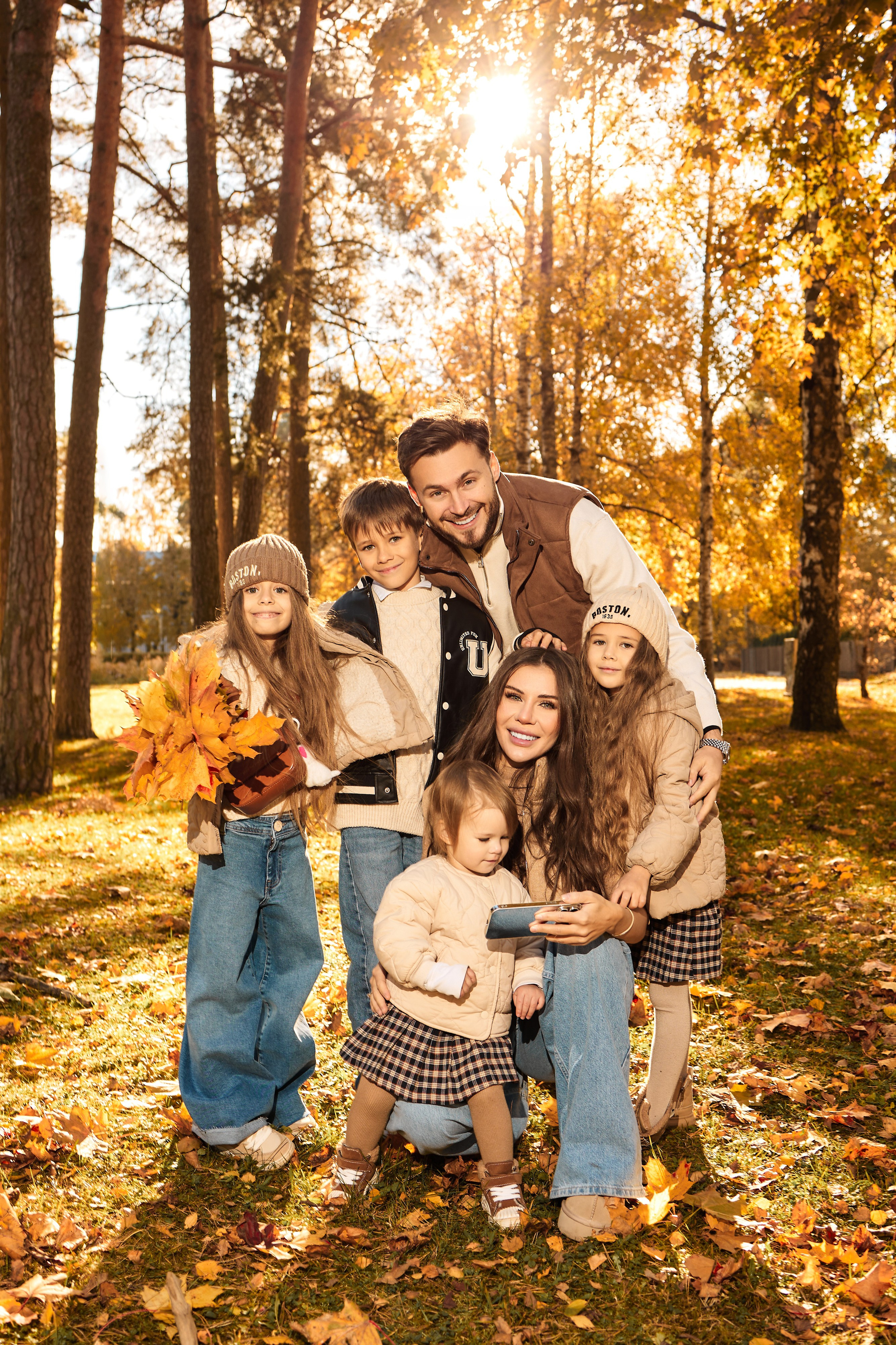 Family photo shoot for a millionaire blogger. Destination wedding and fashion photographer in Riga Igor Davidovich