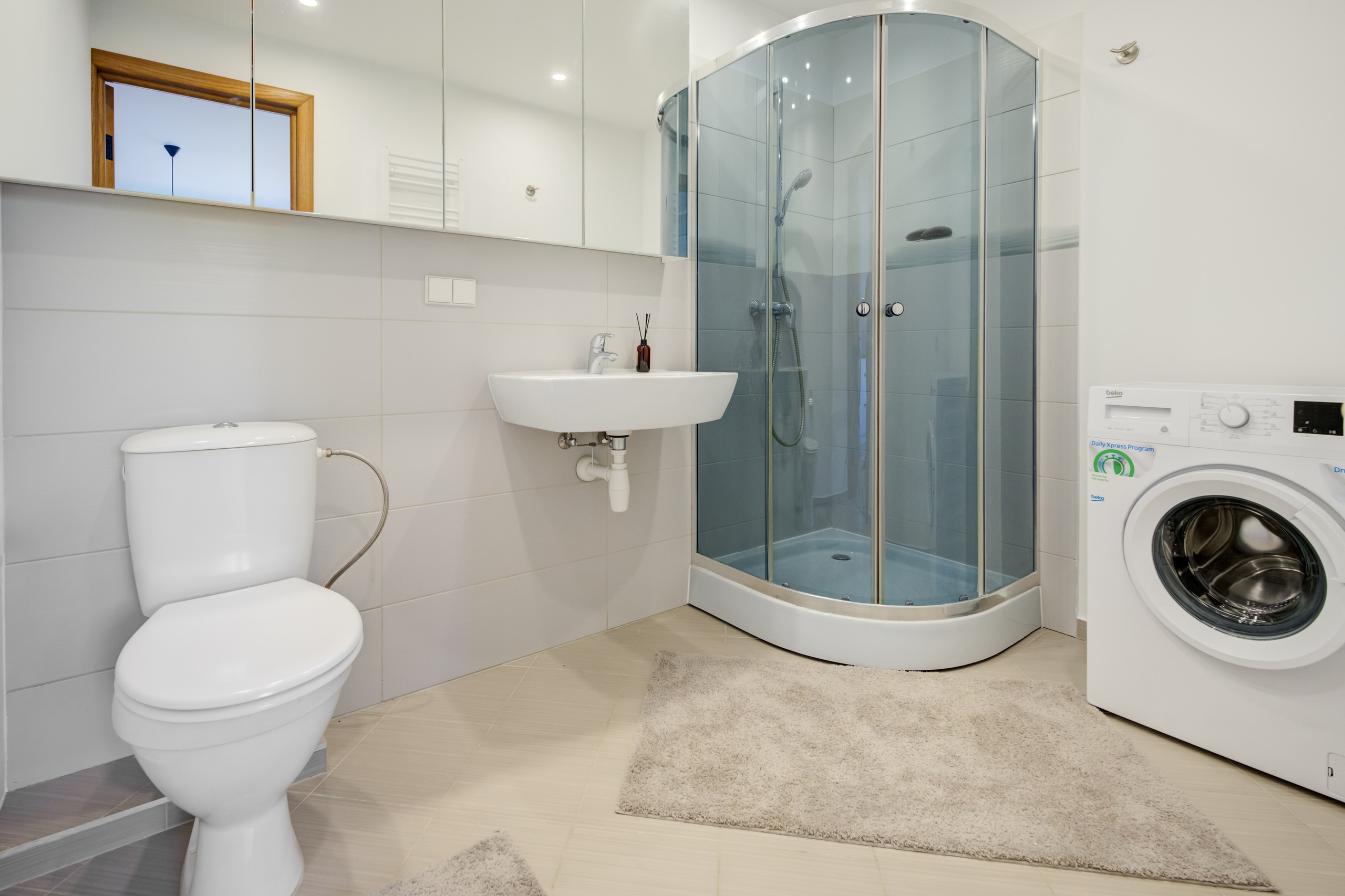 Birželio 23-sios g. 15. Elina Sapiega fotografė Vilniuje