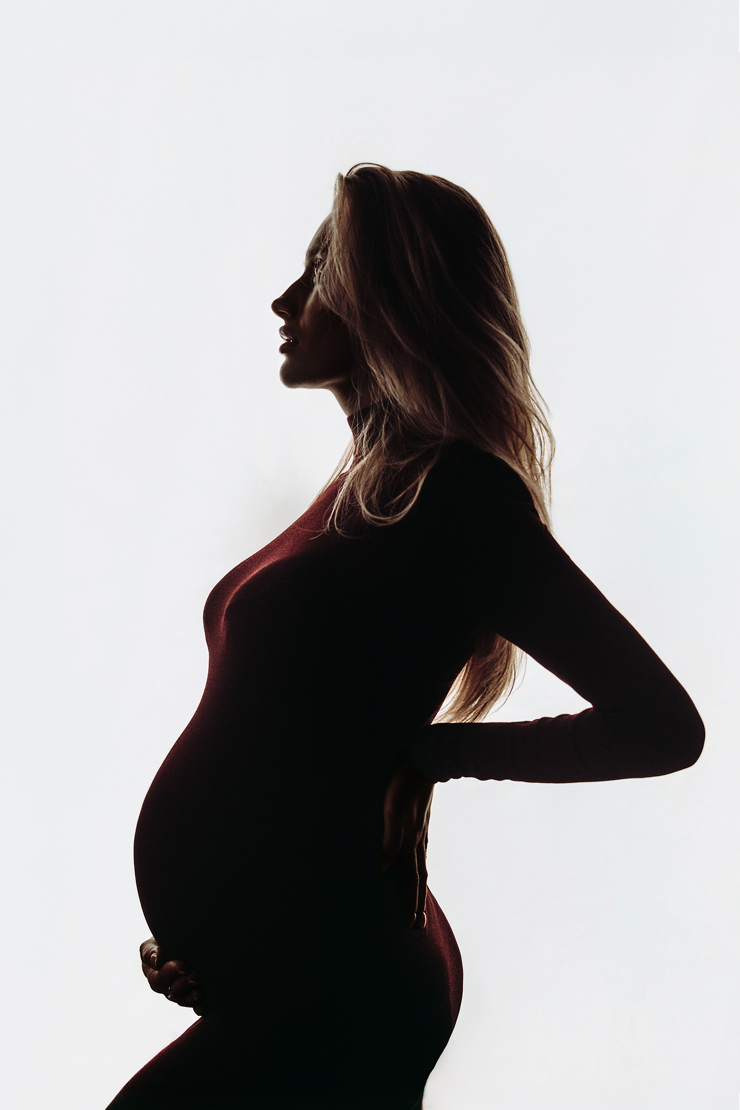 Pregnancy. Family, newborn, maternity, wedding, couple, proposal photographer in Tenerife | Flying dress photoshoots | Tania Bonnet