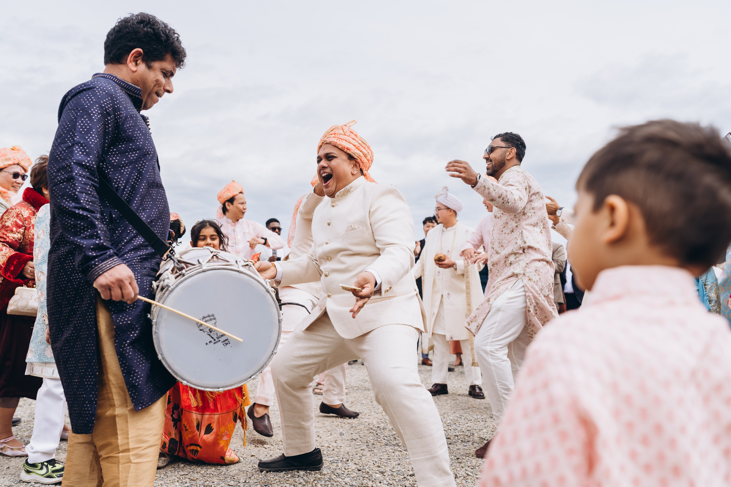 Jackie & Bindi. Calgary Wedding & Lifestyle Photographer — Yevhen Polishchuk