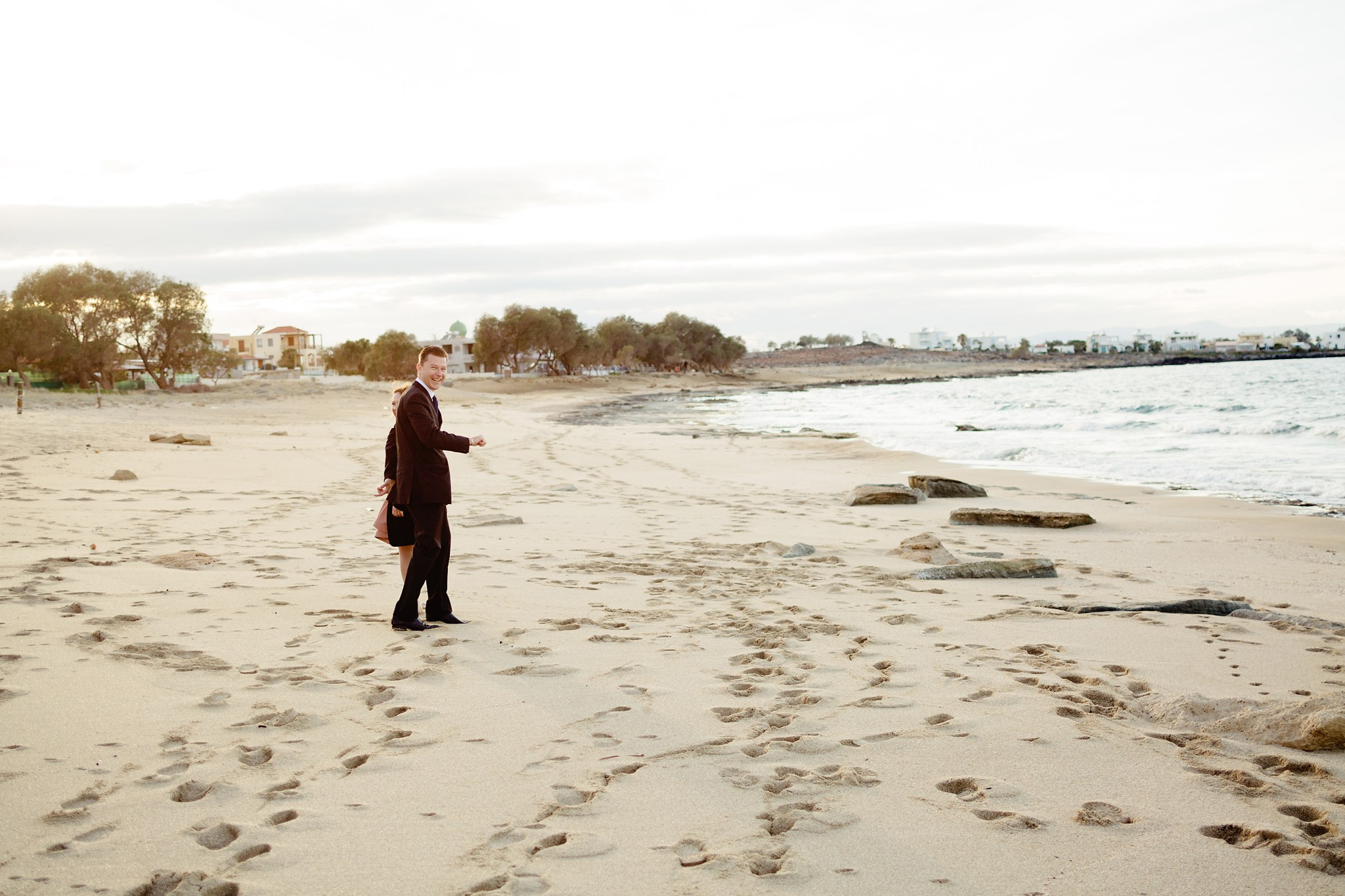 Ronalds & Svetlana, Crete. Denny Savon — Photographer in Santorini | Weddings, Love Stories & Flying Dress