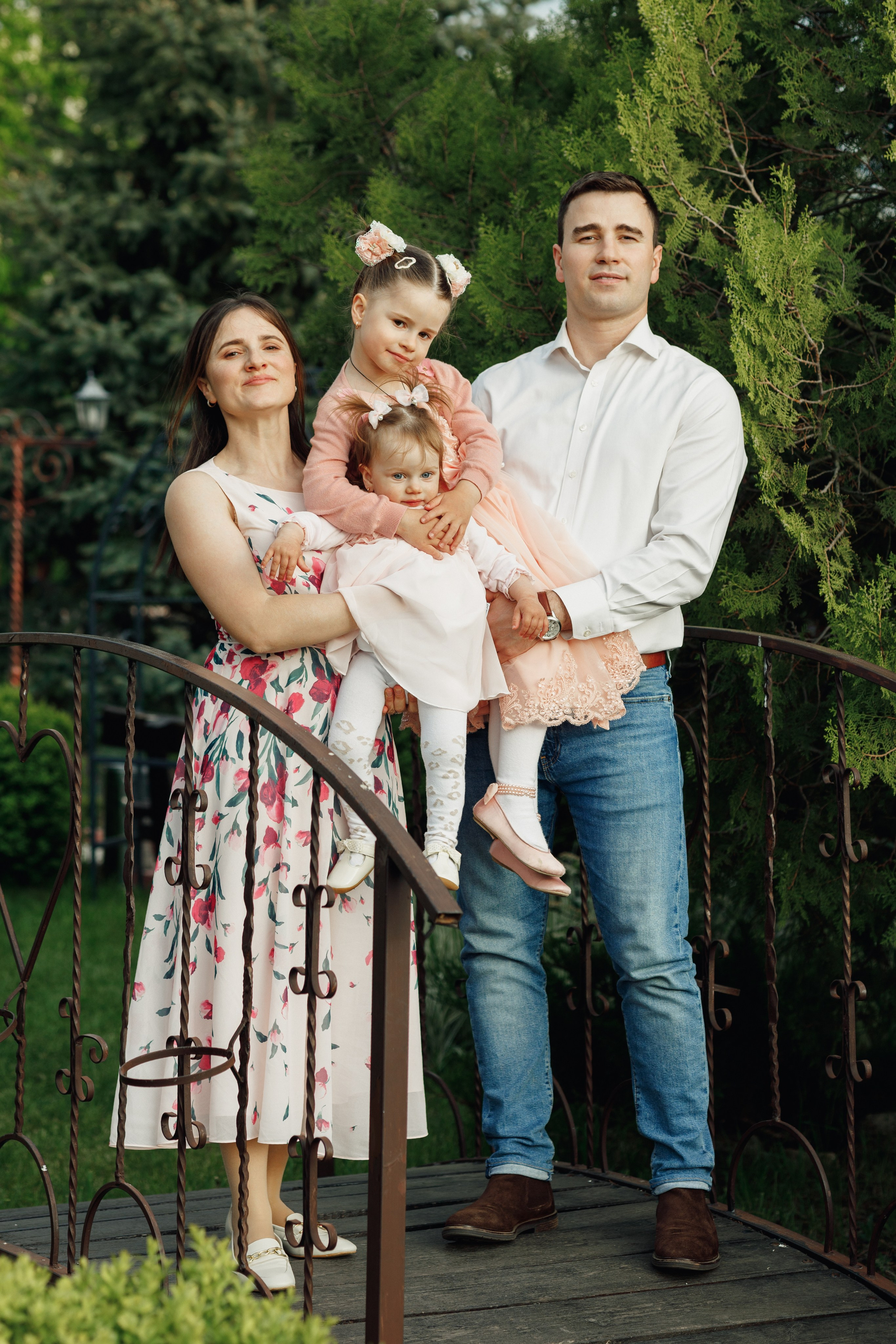 Familia Anton. Fotograful evenimentului tău