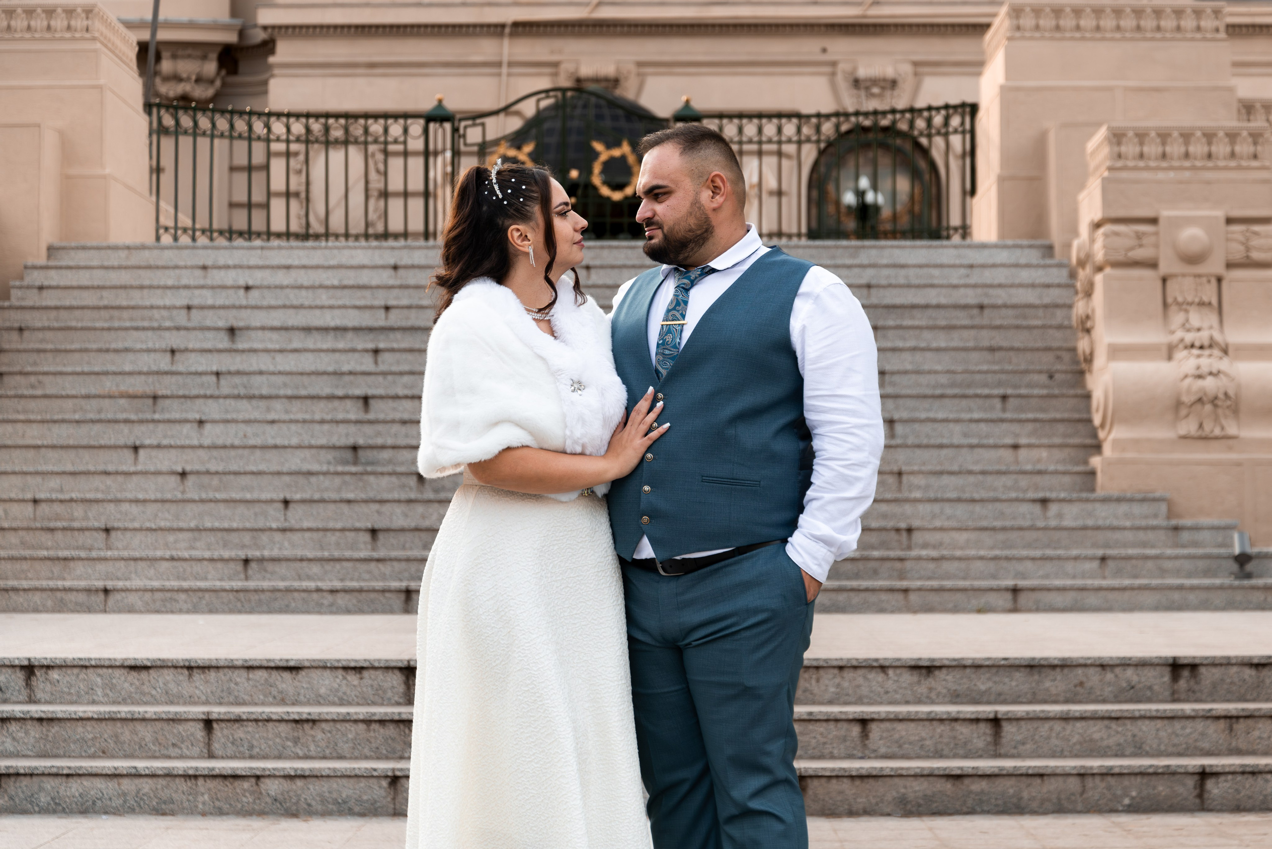 Civil Ceremony Florin — Alexandra. Hand for photos